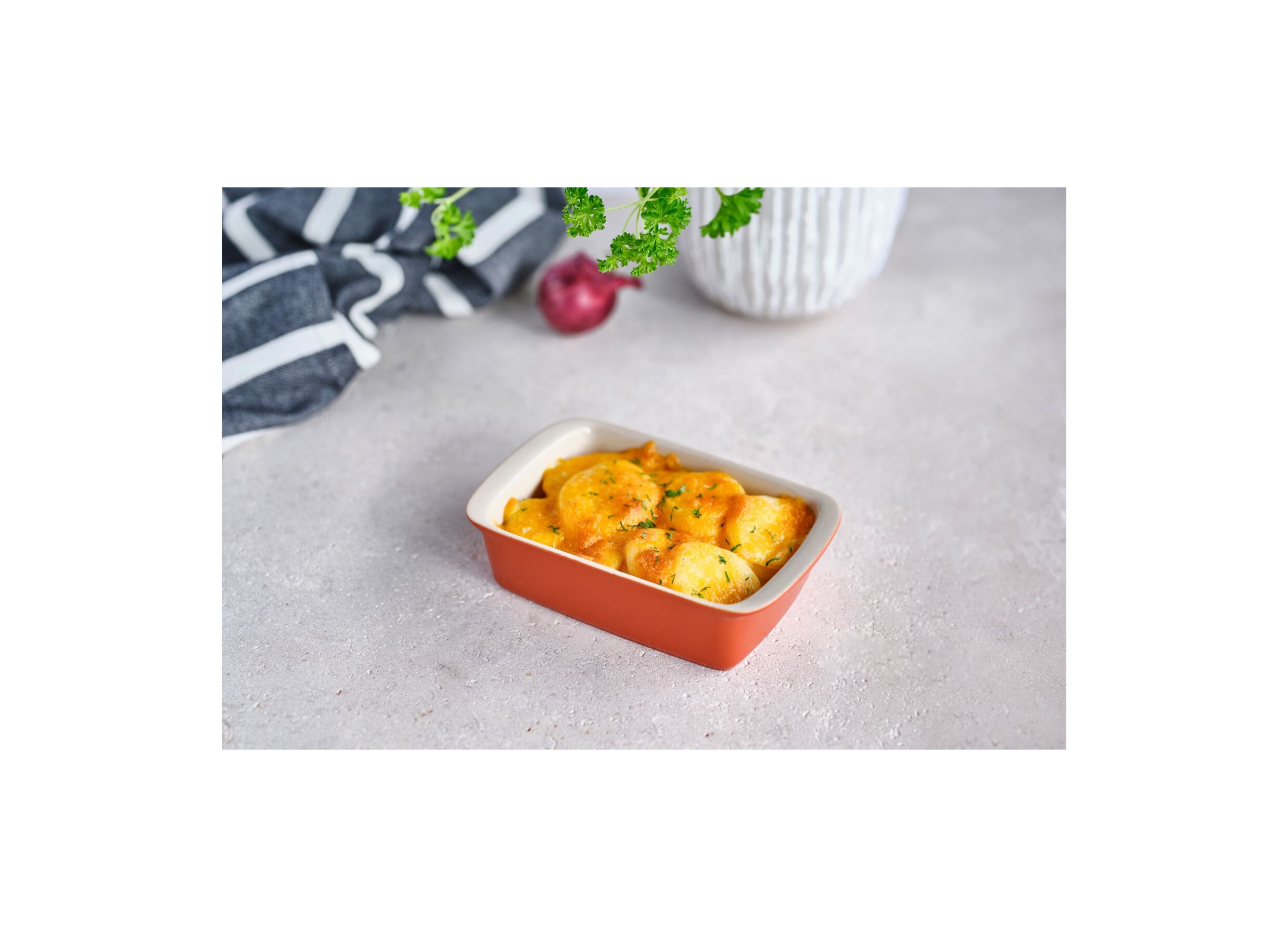 Sfeerfoto - Ovenschaal Fontestic 15,8x10,2cm - stoneware - roest