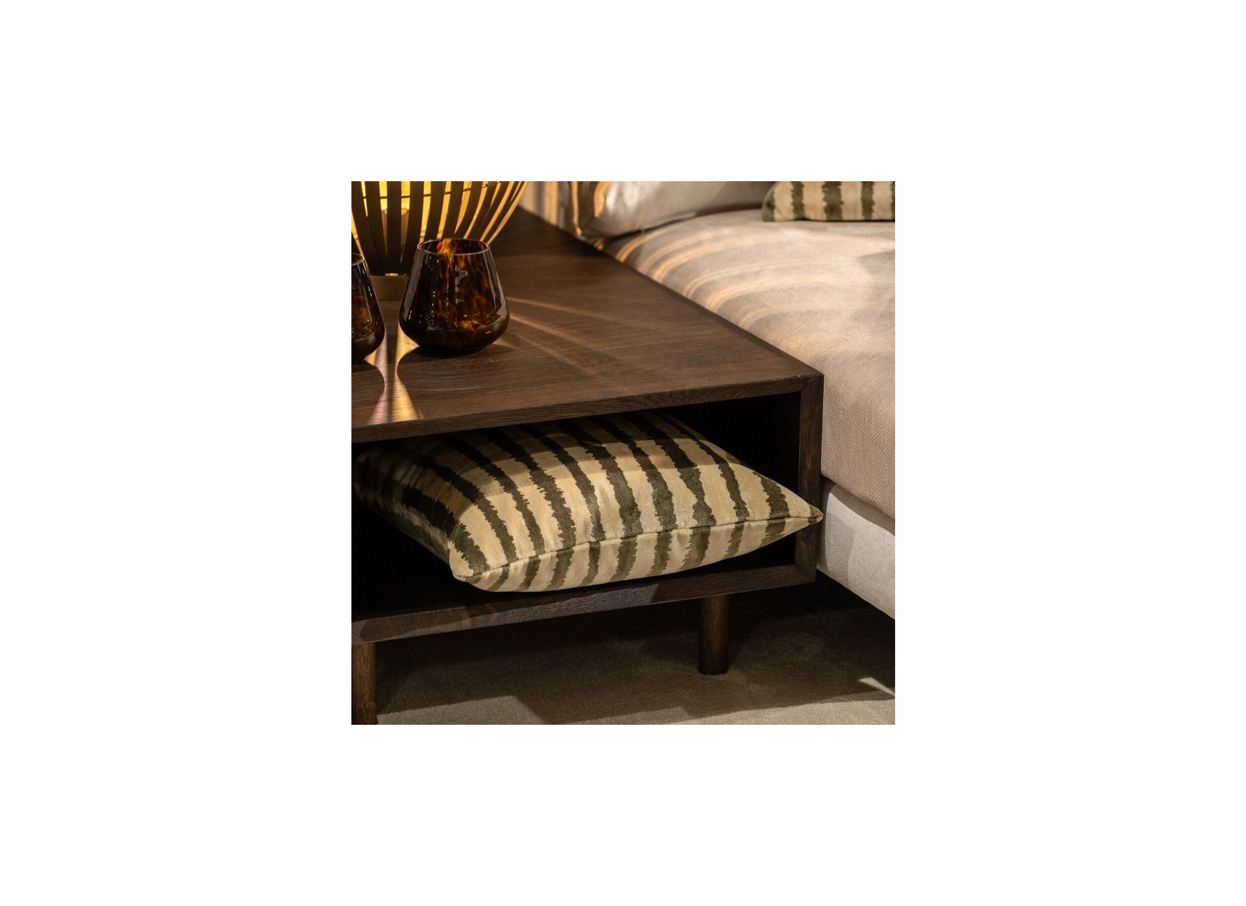 Foto ambiance - Coussin Lorenzo 45x45cm - tissu - military olive