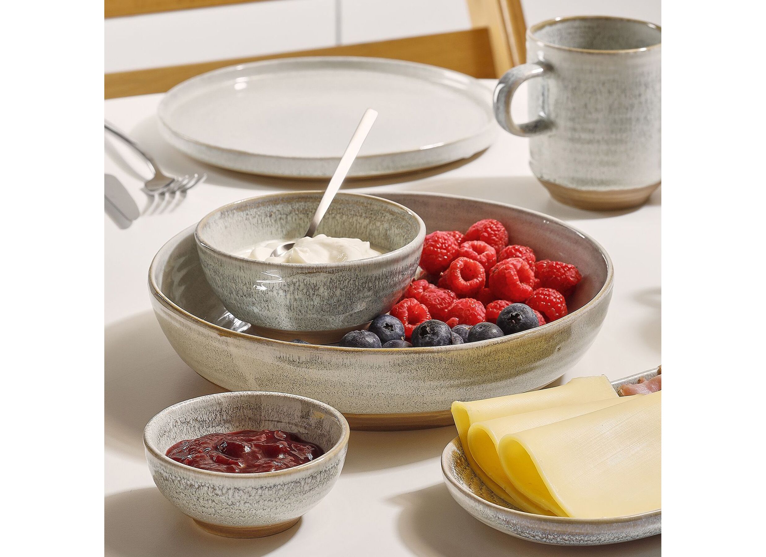Foto ambiance - Plat Cameo Ø32cm - grès - beige