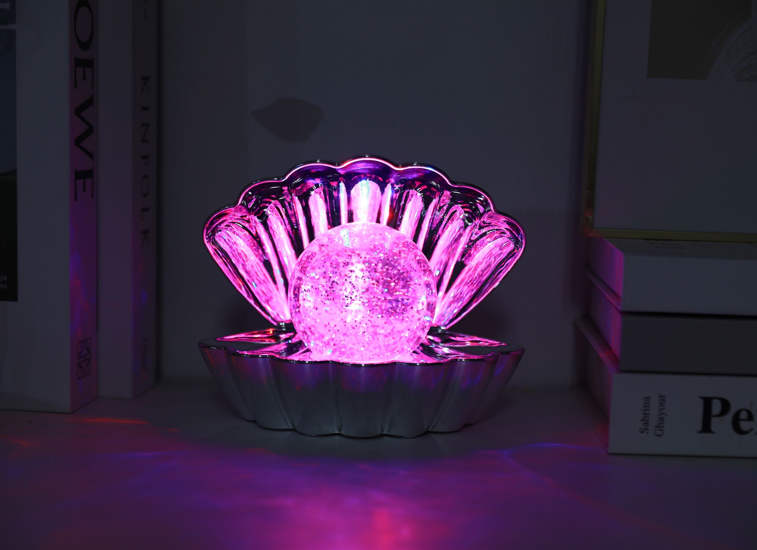 Overzichtsfoto - Tafellamp Shell kunststof - zilver