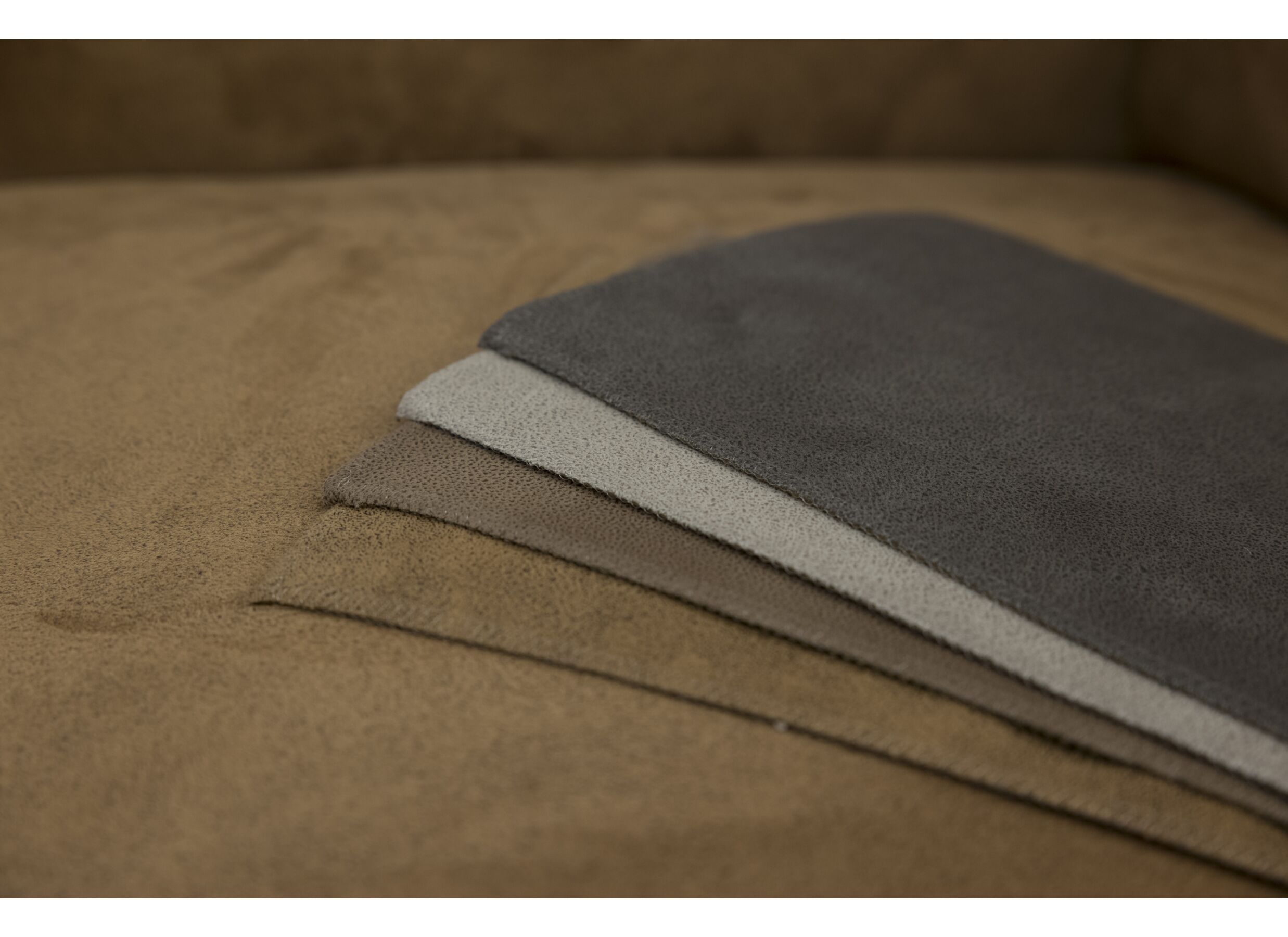 Kleurstaal - Zetel Blake 3-zit - stof - cognac met relax