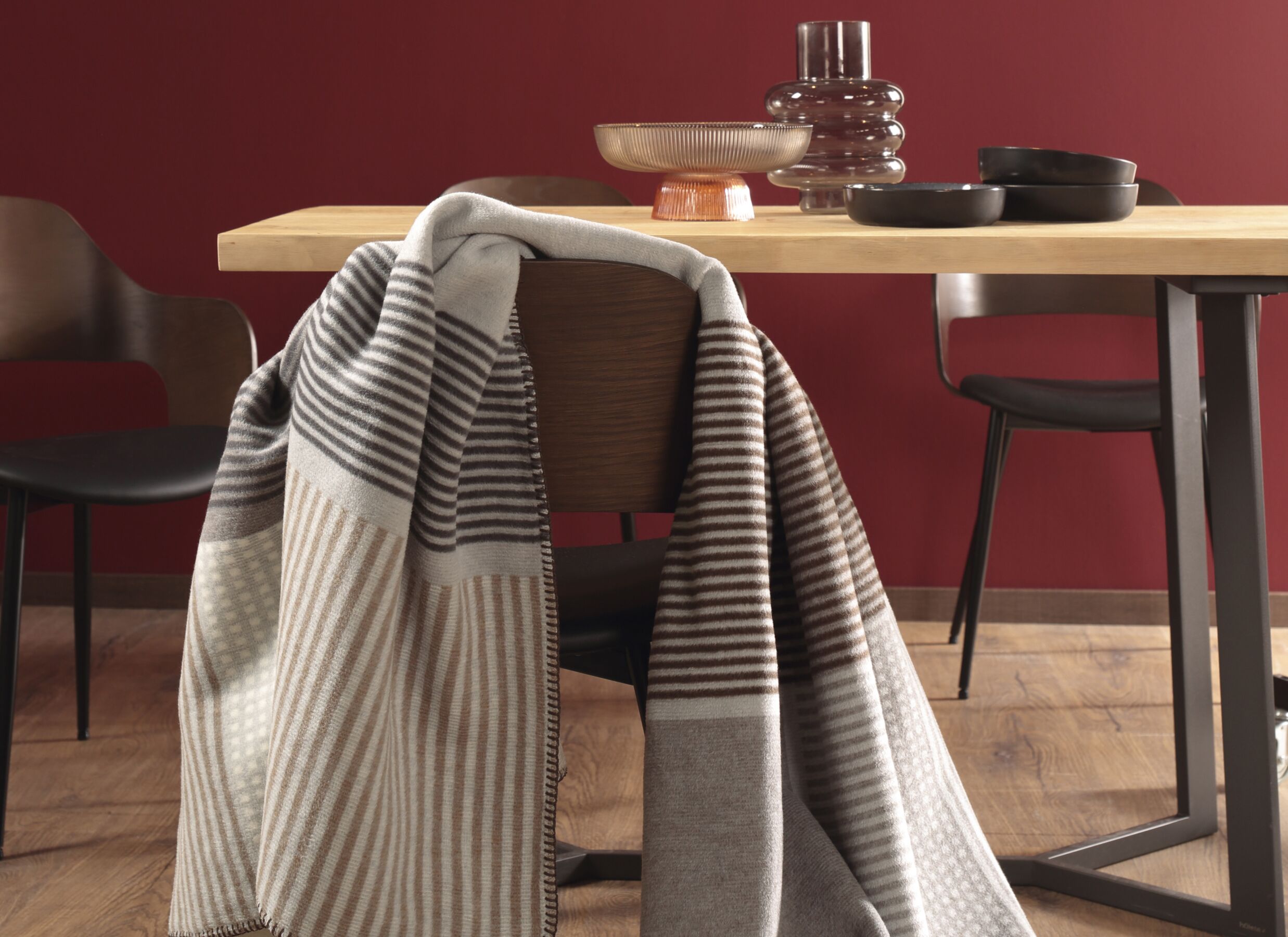 Foto ambiance - Plaid Maze Stone 150x200cm - polyester & coton - multicolore
