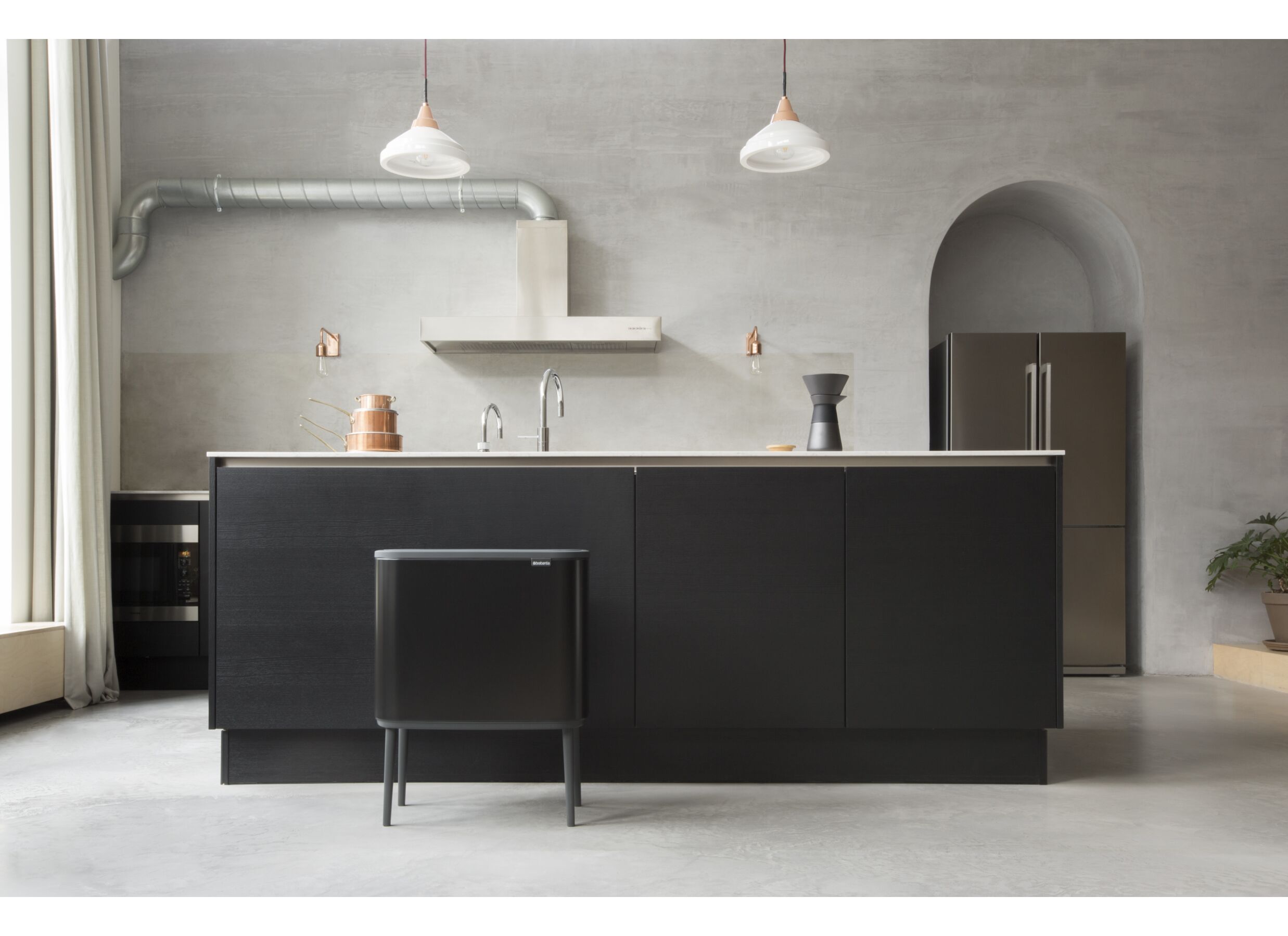 Sfeerfoto - Touch Bin Bo Brabantia 11+23L zwart