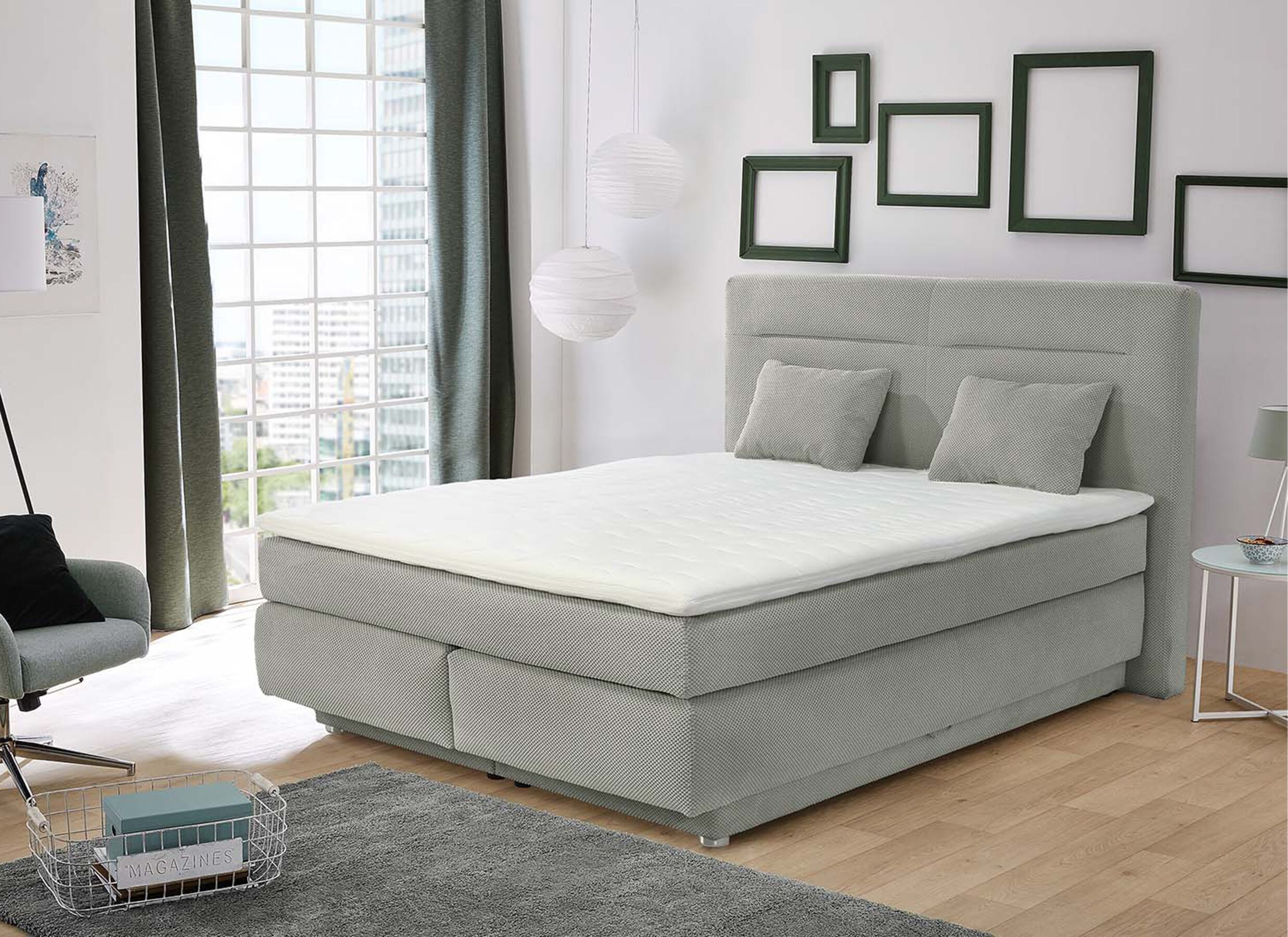 Sfeerfoto - Boxspring Simone 160x200cm - stof - lichtgrijs met opbergruimte
