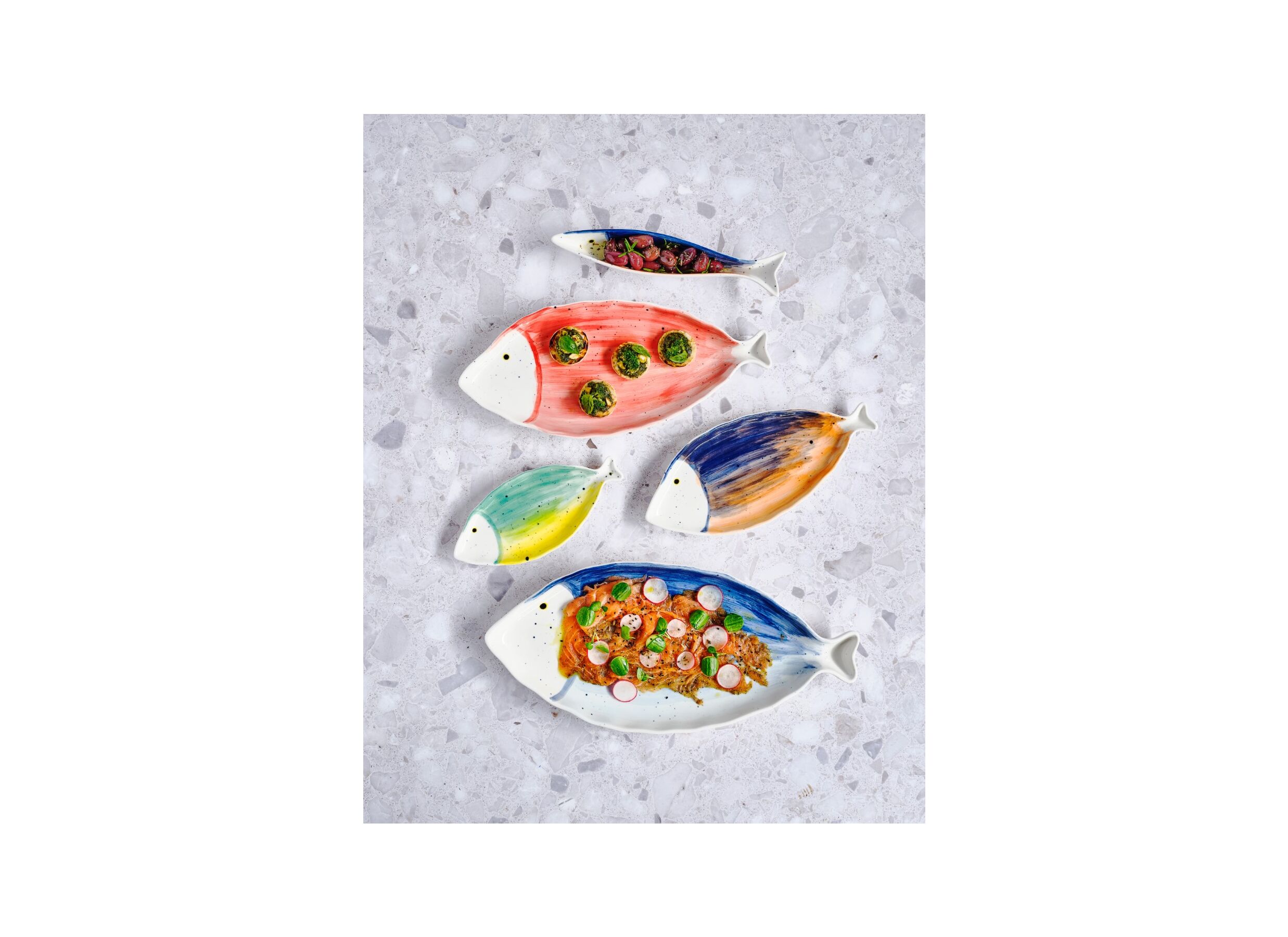 Foto ambiance - Assiette à dessert Coral 43x19,7cm - porcelaine - blanc/coral