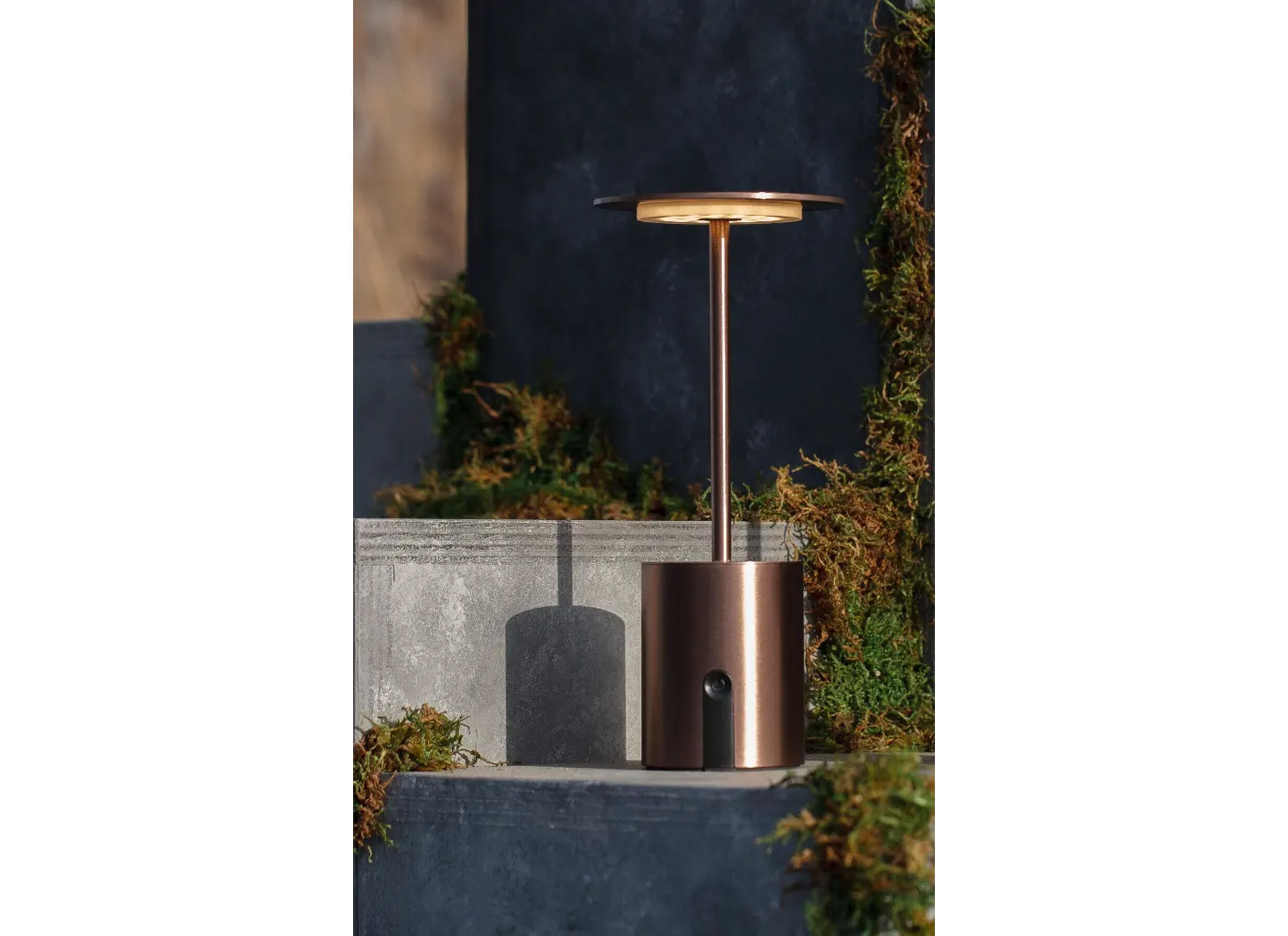 Tafellamp H20cm - aluminium - brons met herlaadbare batterij - Lampe de table H20cm - aluminium - bronze avec batterie rechargeable