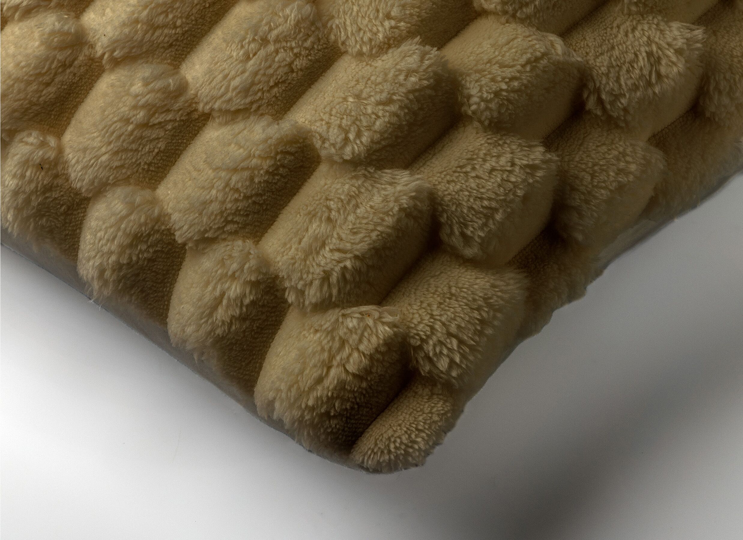 Detail - Coussin Viva 45x45cm - polyester recyclé - military olive