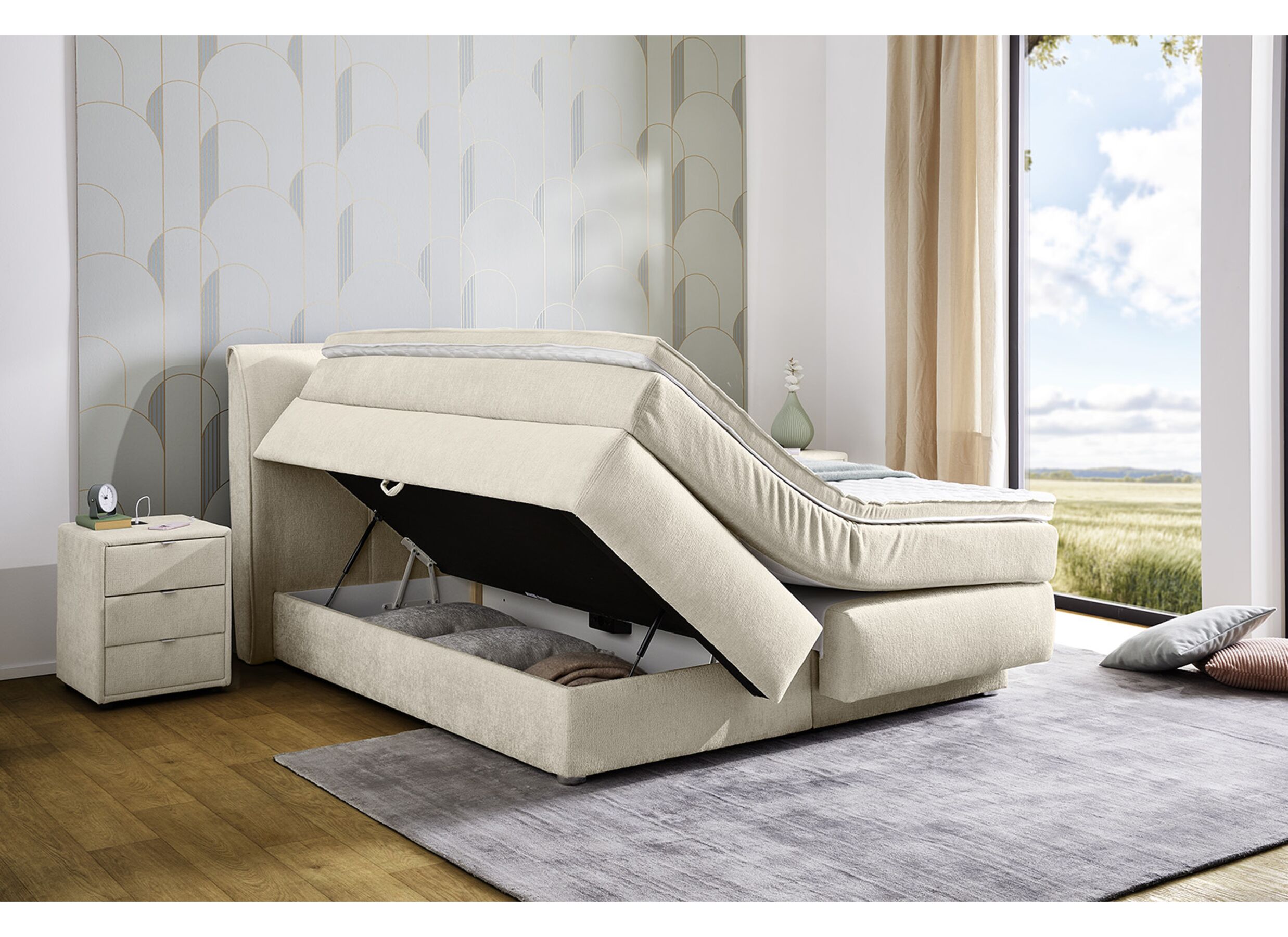 Sfeerfoto - Boxspring Caren Normal 180x200cm - stof - ecru met opbergruimte