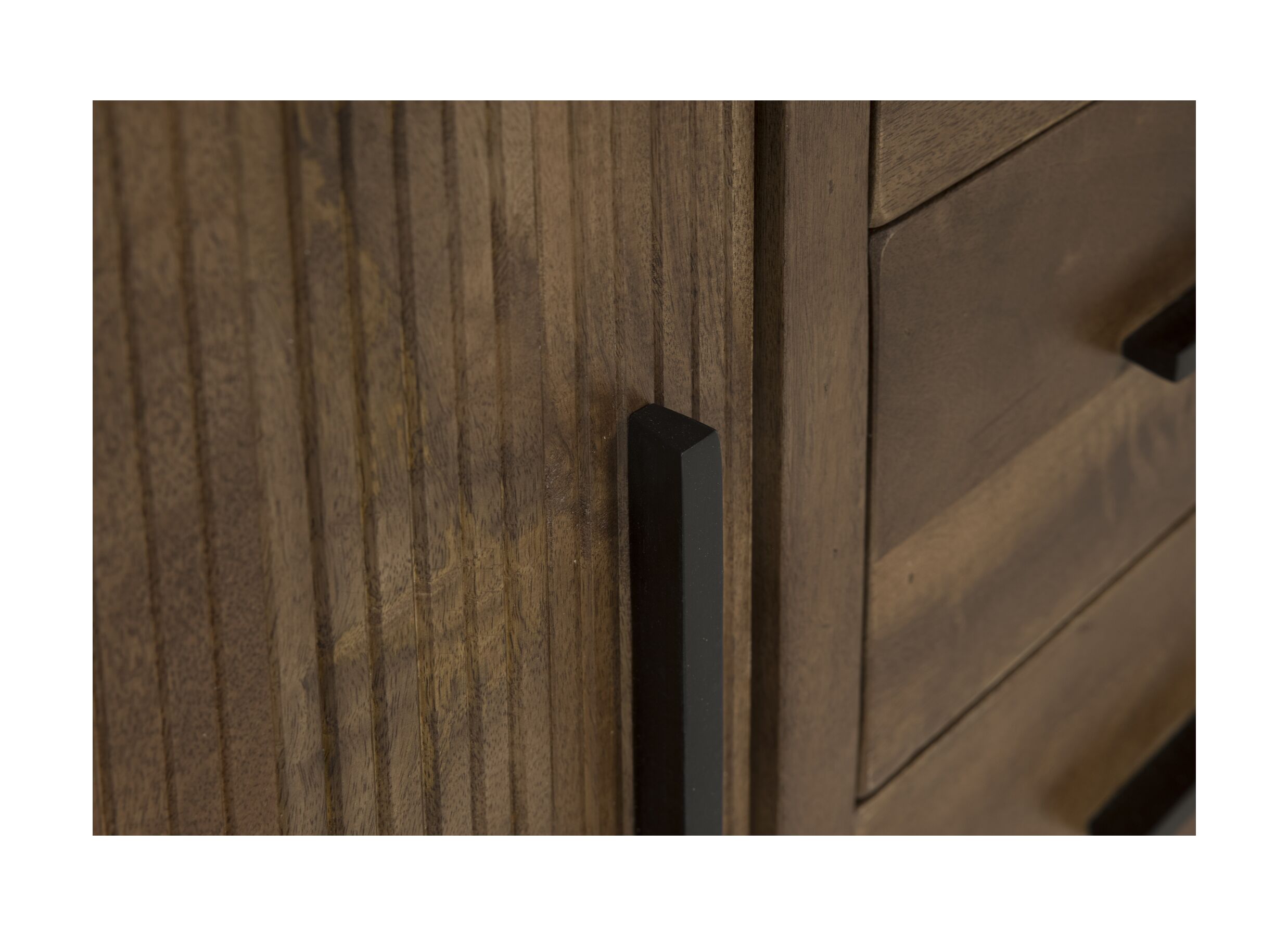 Detailfoto - Dressoir Zeppelin 180cm - mango massief - walnoot