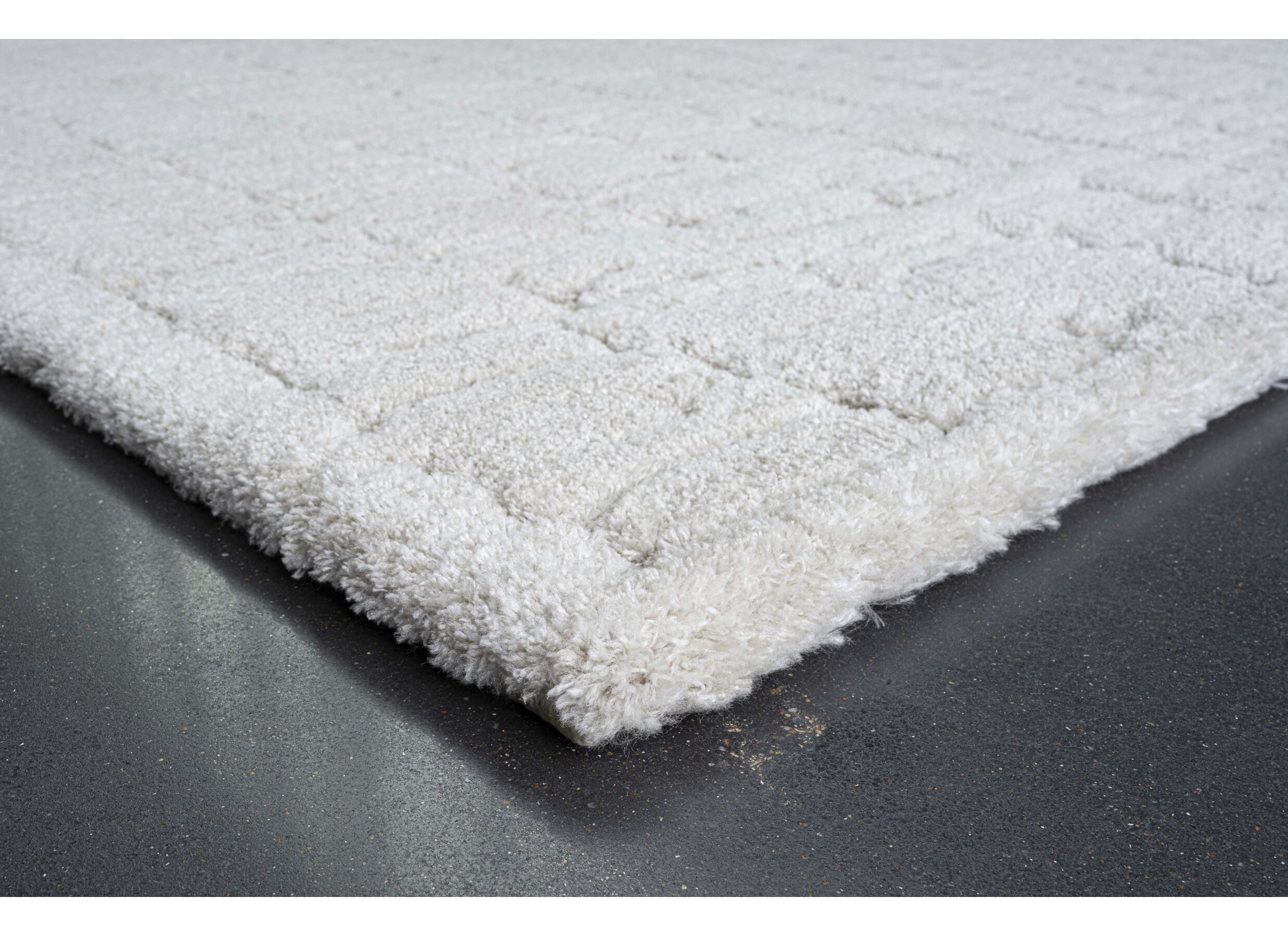 Detail - Tapis Madagaskar 133x195cm - fibre de polyester - gris & beige