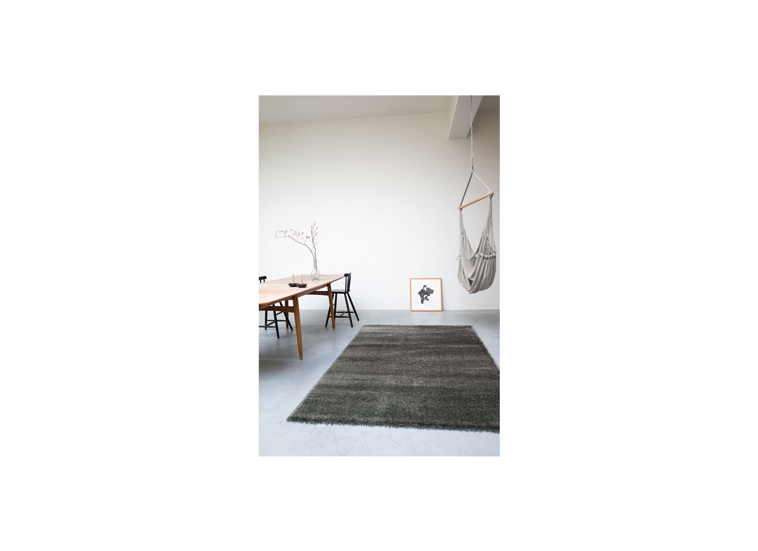 Sfeerfoto - Tapijt Spirit 80x150cm - polyester - donkergrijs
