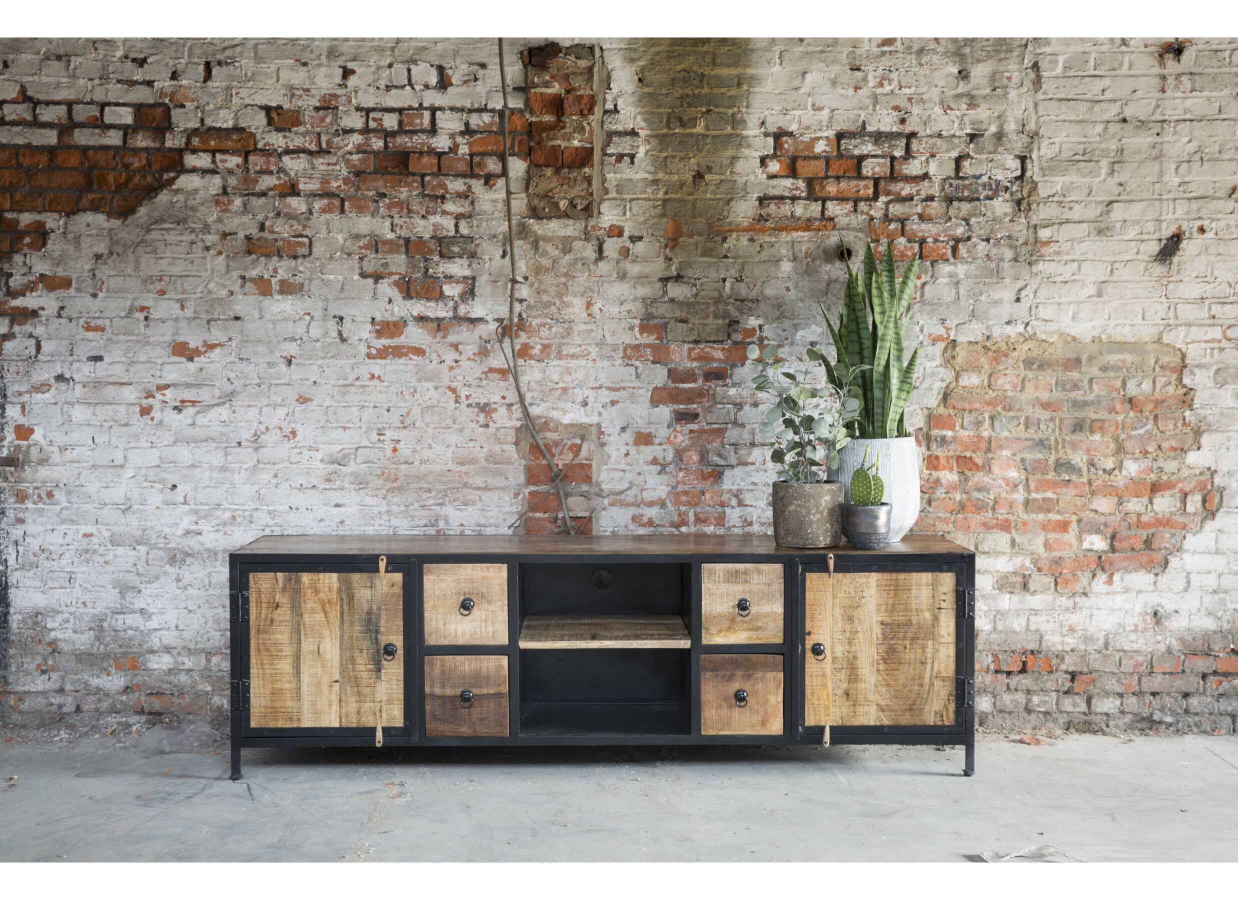 Meuble TV Cameleon 200x45cm - manguier massif & métal - naturel/noir