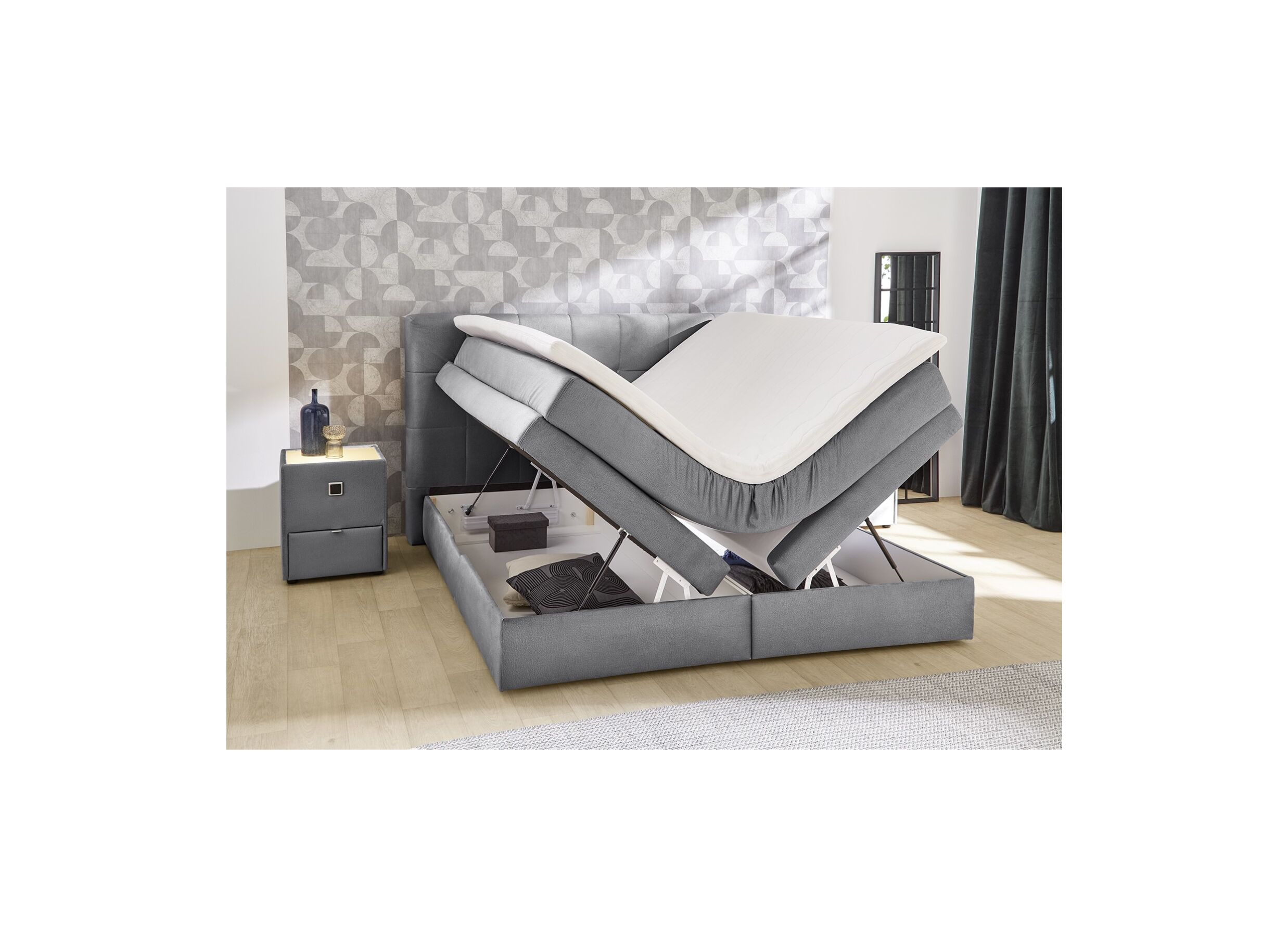 Sfeerfoto - Boxspring Amy 140x200cm - stof - grijs met opbergruimte