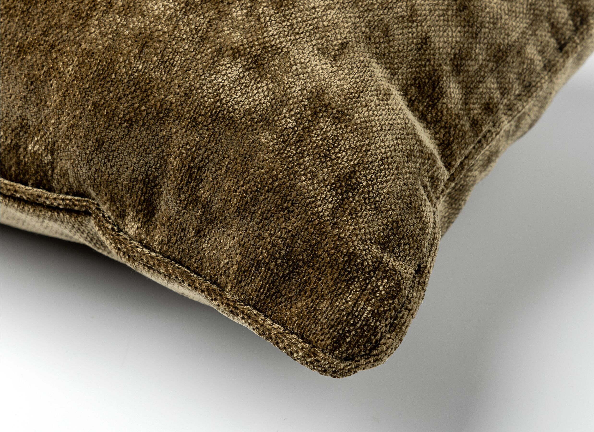 Detail - Coussin Lewy 45x45cm - polyester - military olive