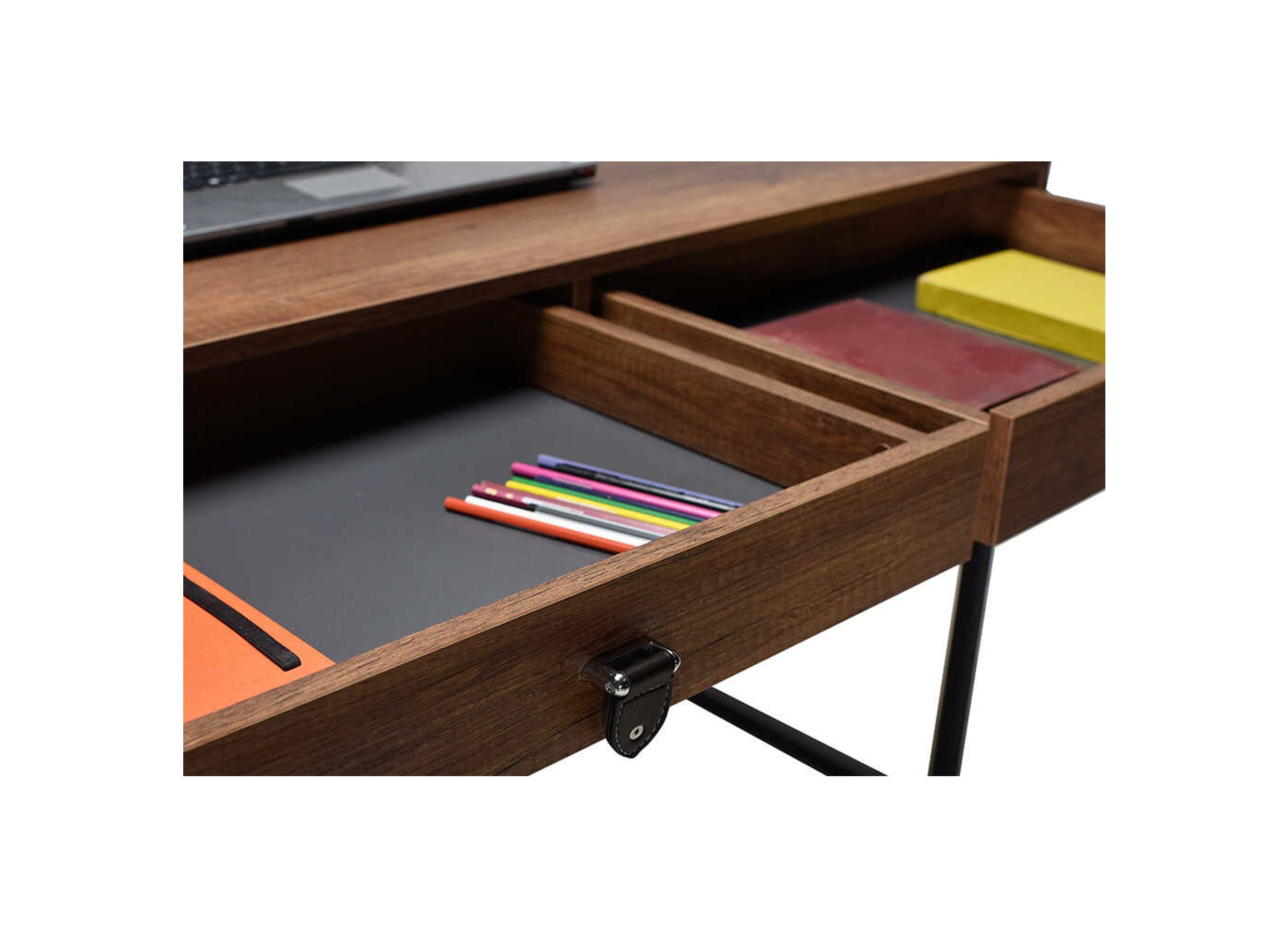 Bureau Santiago 120x60x79cm - melamine - walnoot