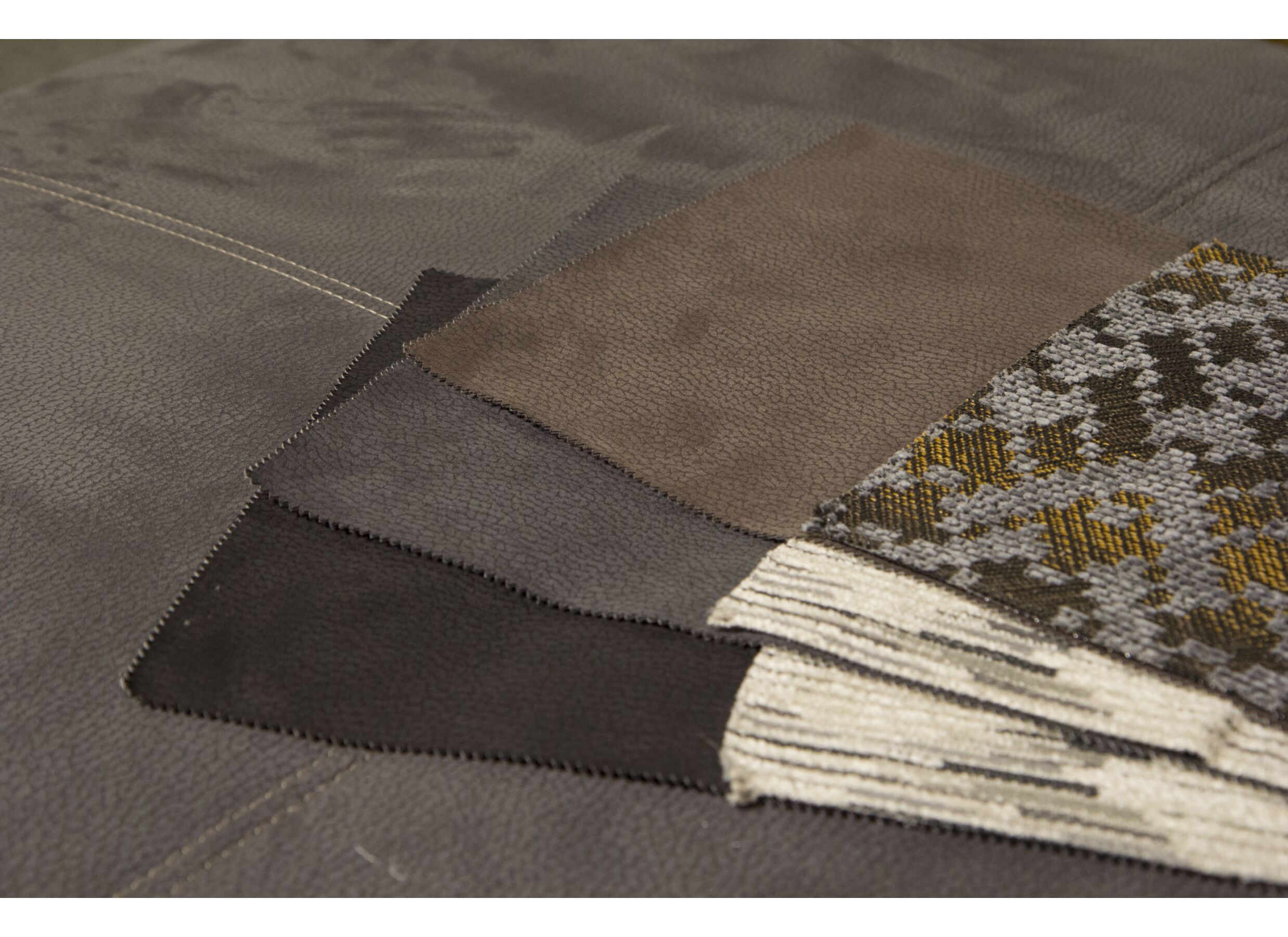 Canapé d'angle Maranello tissu gris avec fonction lit