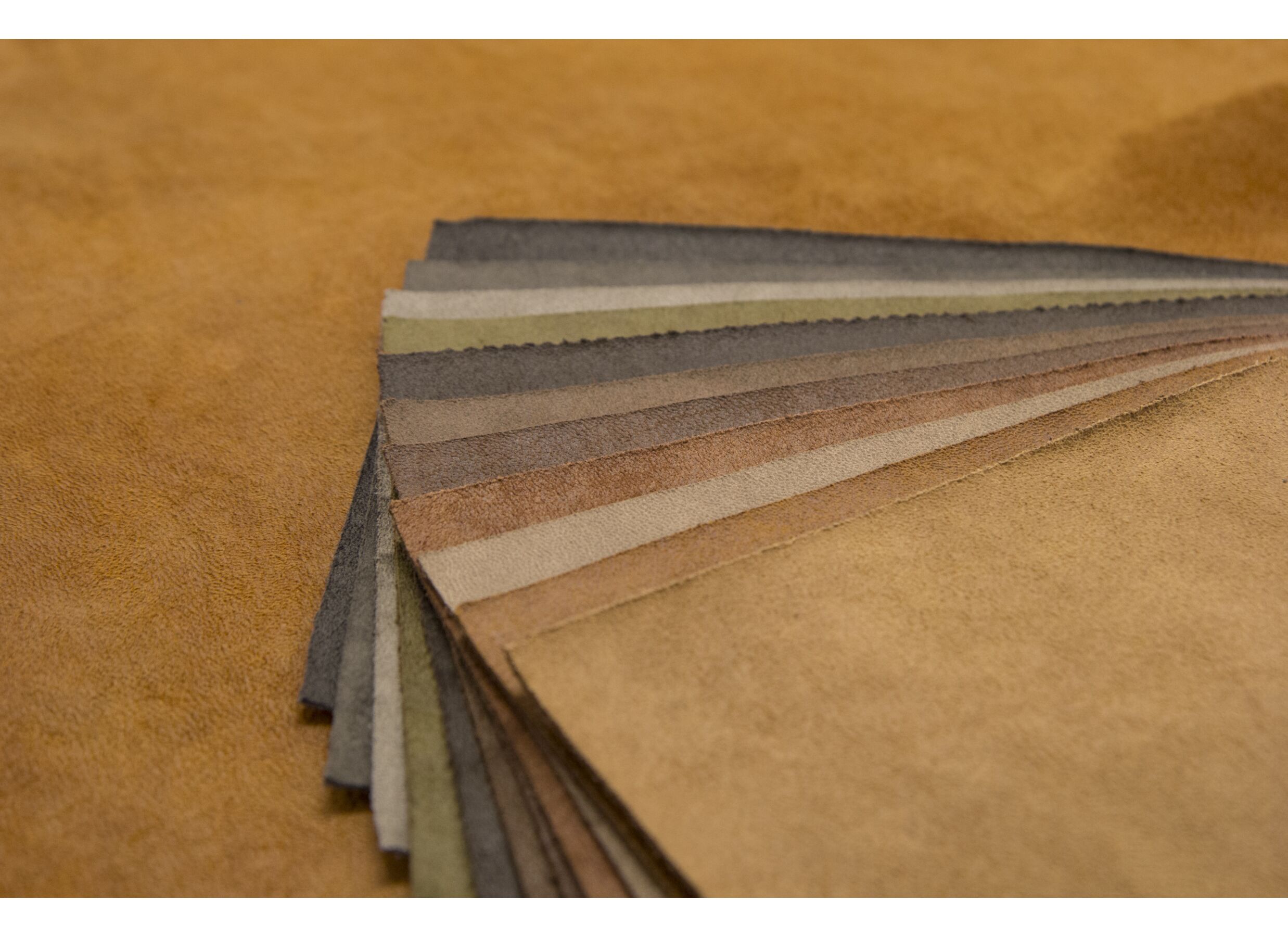 Couleurs - Canapé d'angle 2290 371x281cm - tissu - cognac