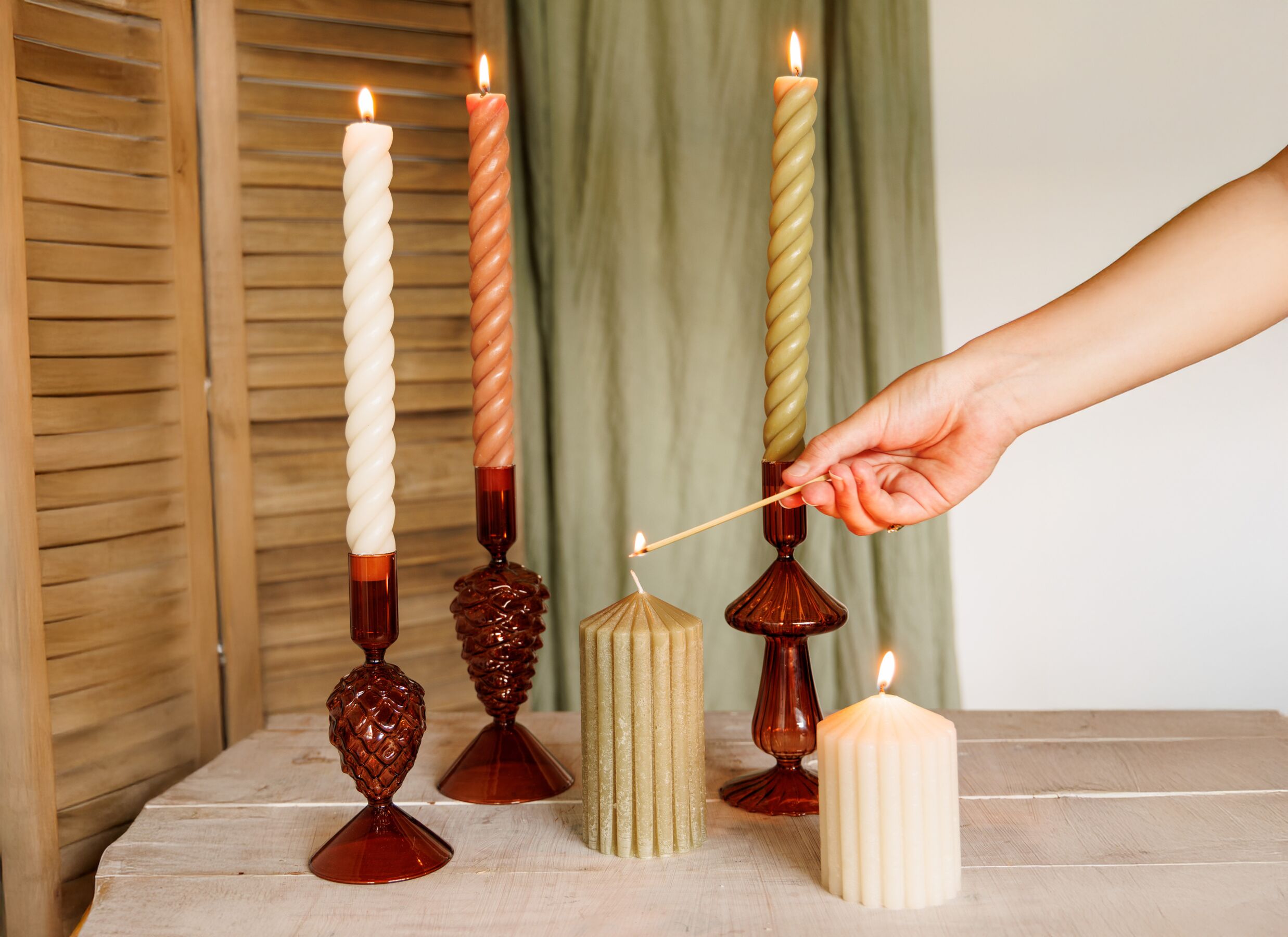 Foto ambiance - Bougie Swirl 7h - paraffine - marron lot de 2