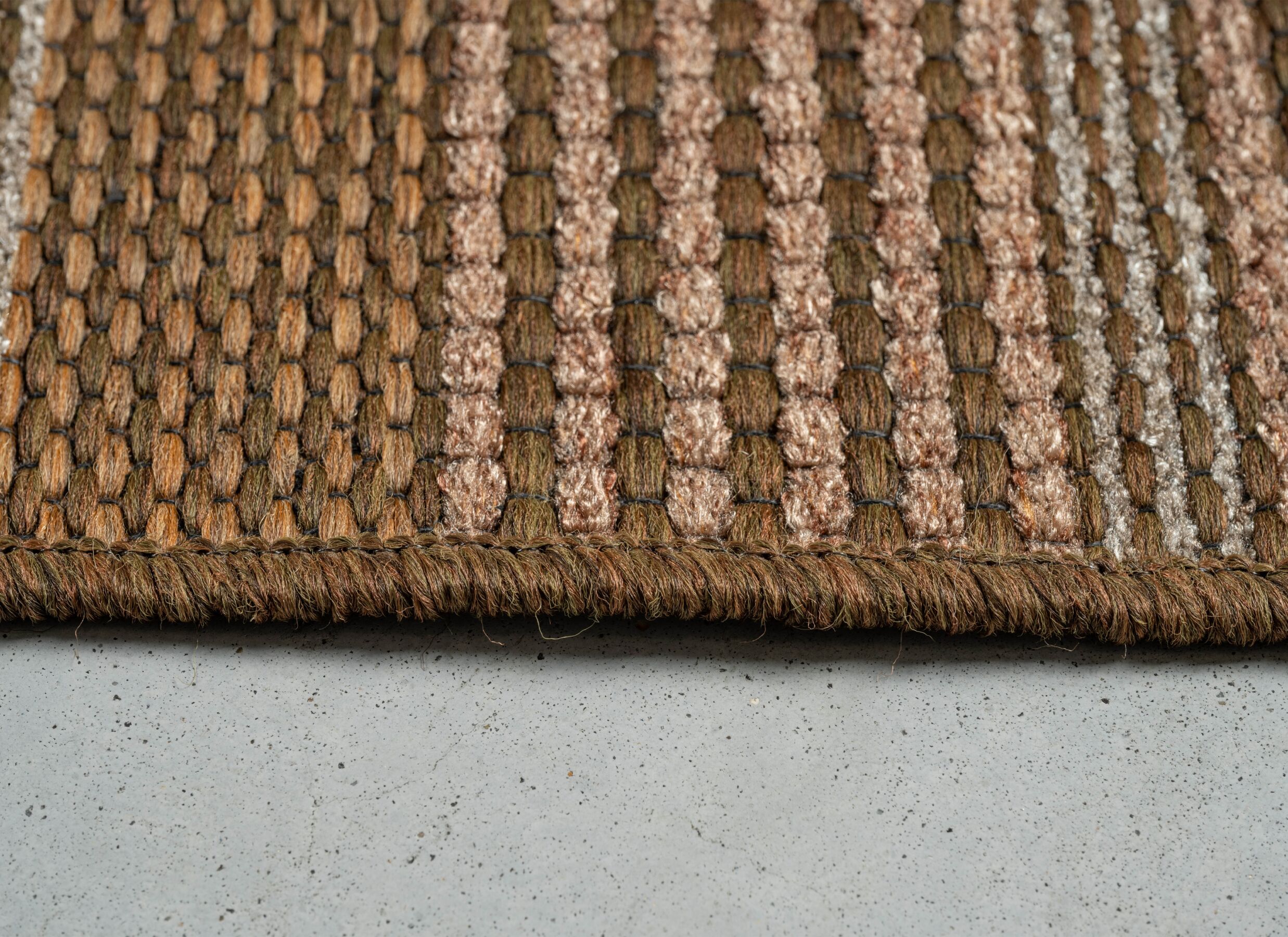 Detail - Tapis Makabi 240x340cm - polyester & polypropylène - marron