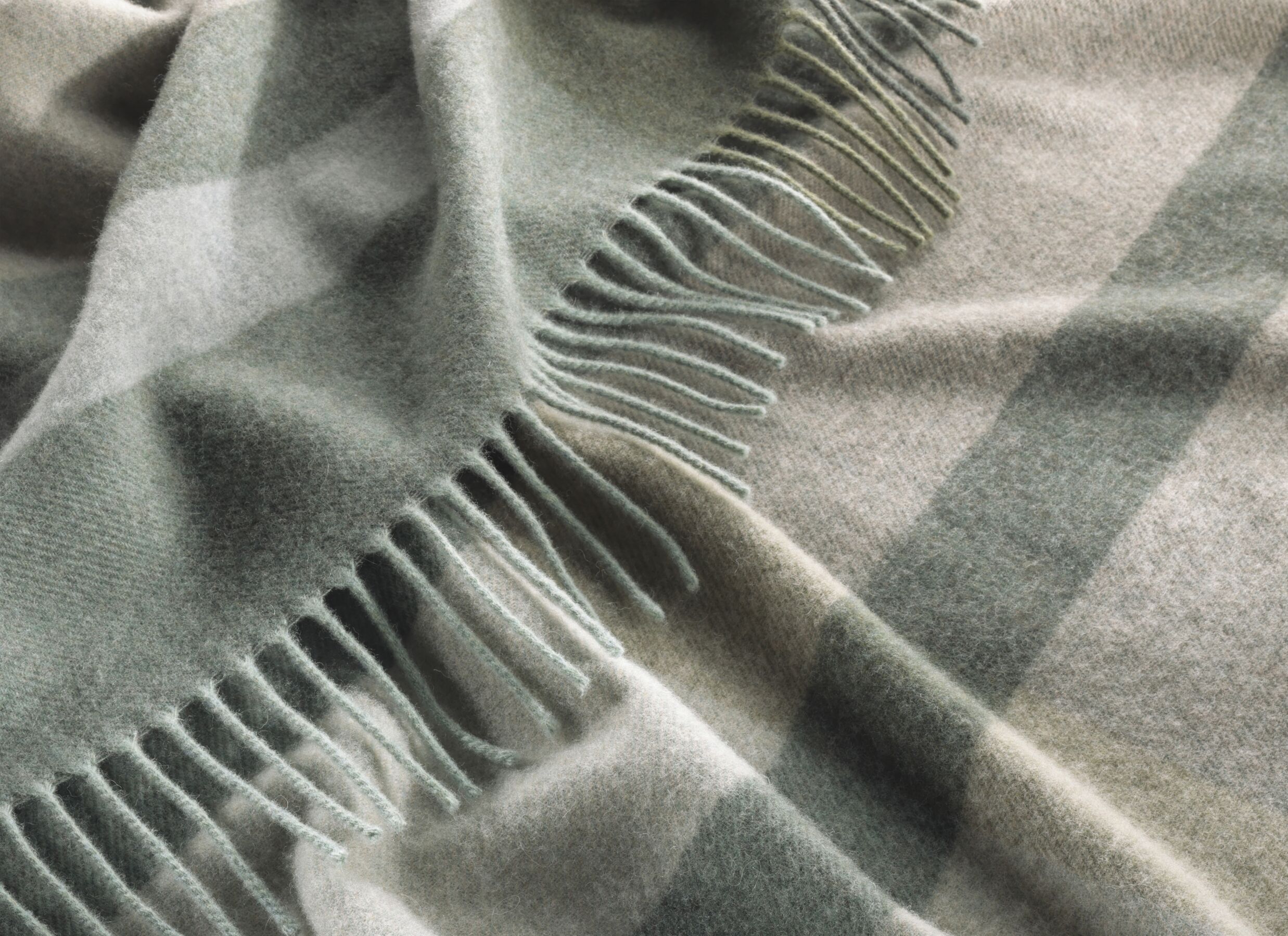 Detail - Plaid Moss Charming 150 x 200 cm - laine & cachemire - gris