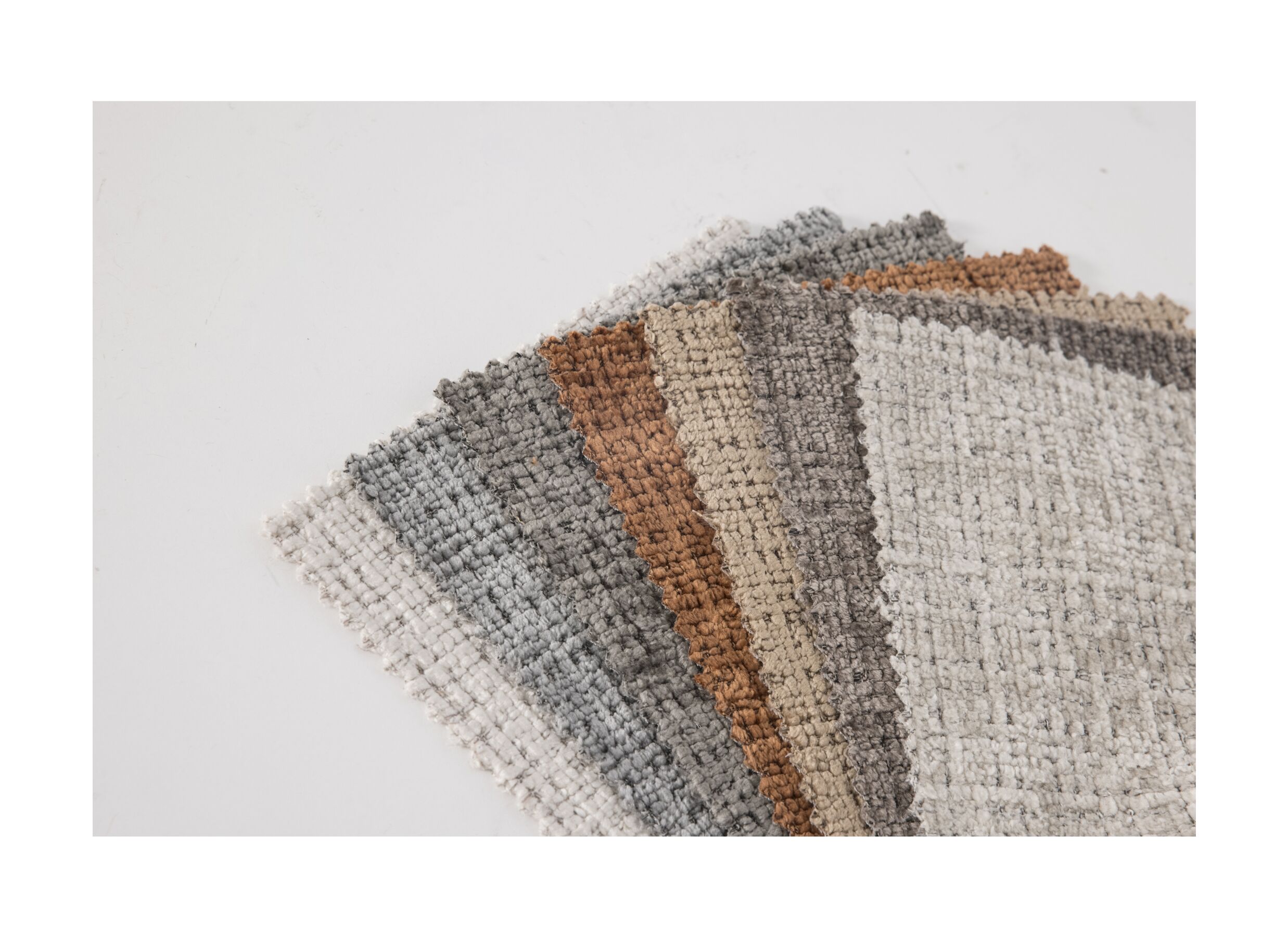 Kleurstaal - Hoeksalon Bled 411x174cm - stof - zand