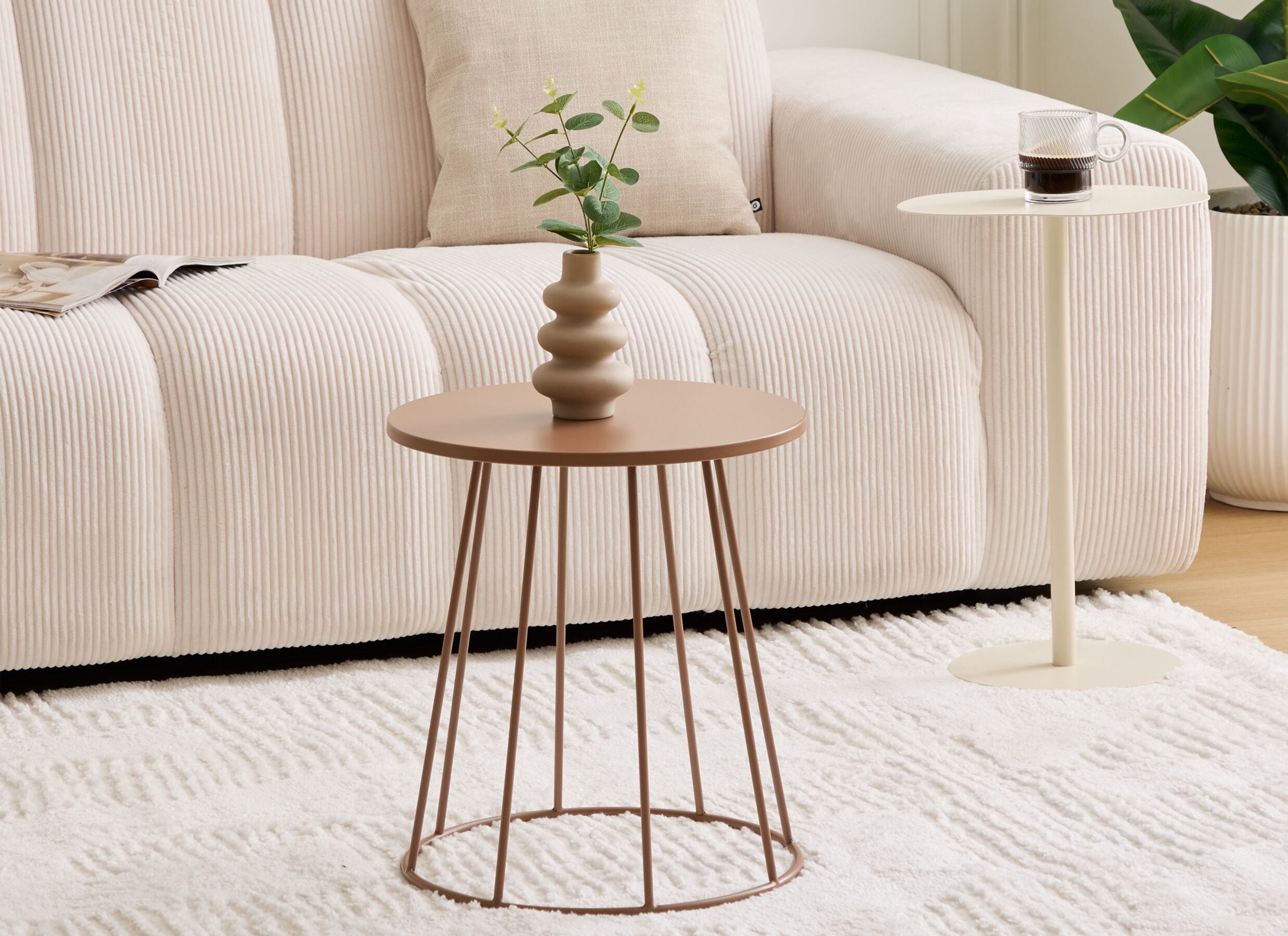 Sfeerfoto - Bijzettafel Latte Ø38cm - staal - terracotta