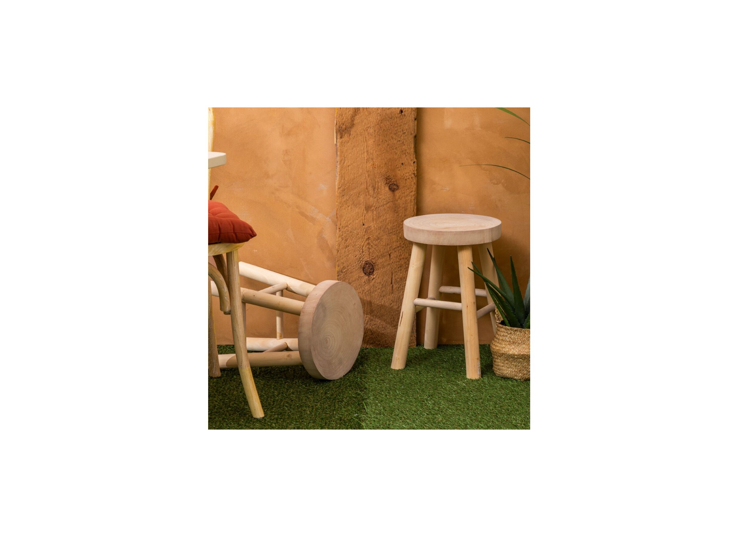 Foto ambiance - Tabouret Nyar Ø28xH41cm - paulownia massif - naturel