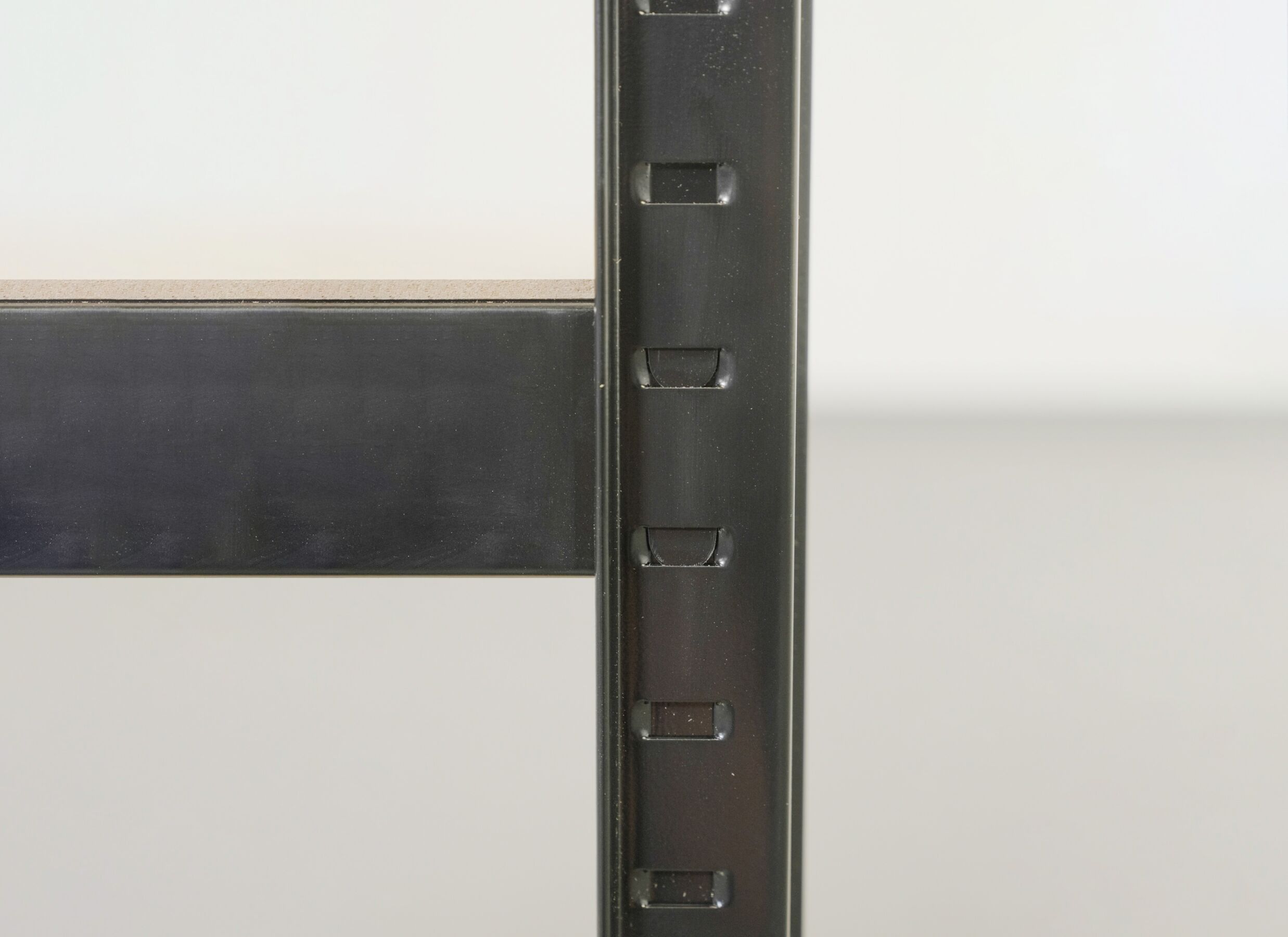 Detailfoto - Opbergrek Heavy Duty 180x90x40cm - MDF & metaal - zwart