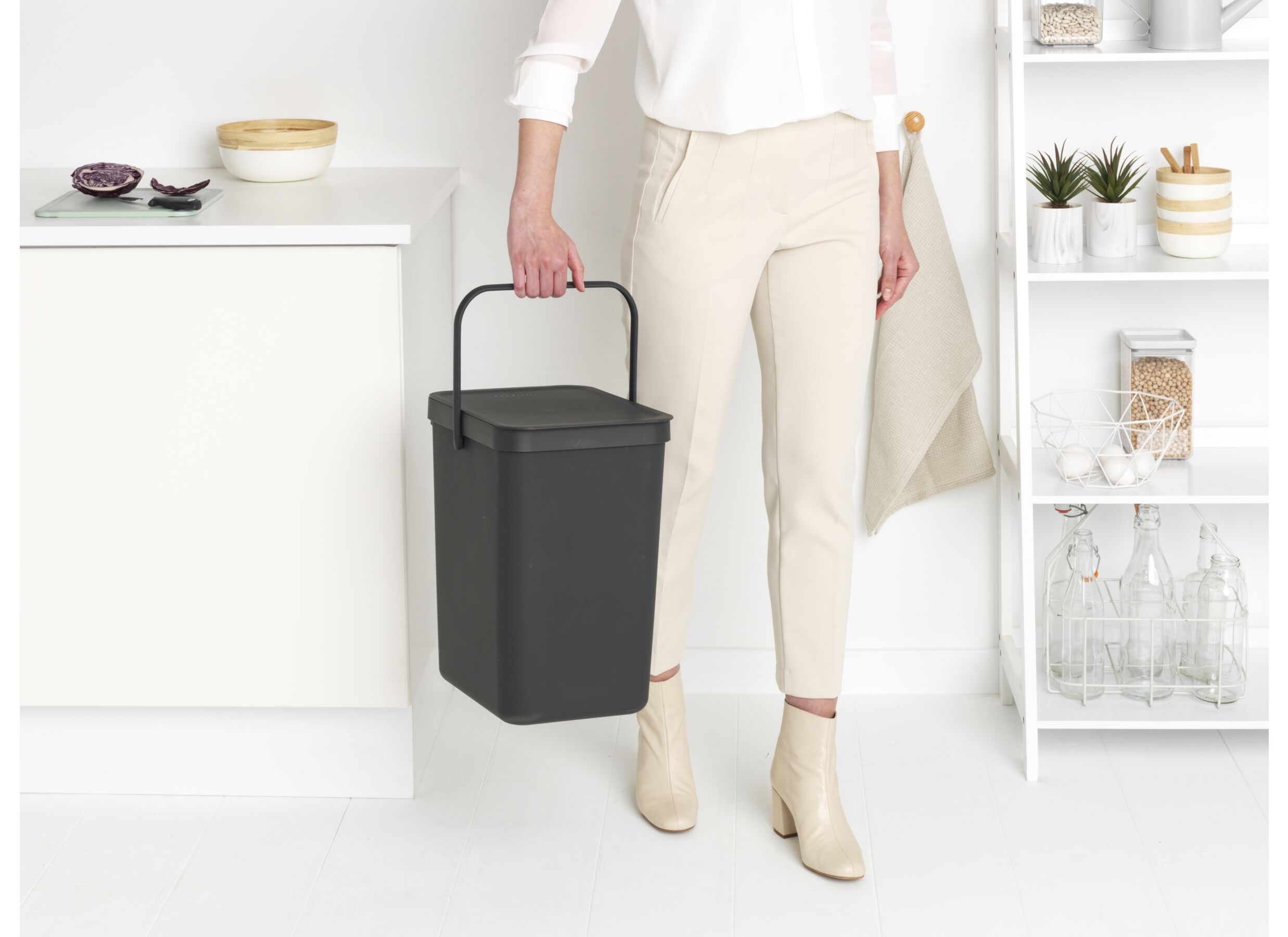 Sfeerfoto - Vuilbak Sort & Go Brabantia 25L grijs