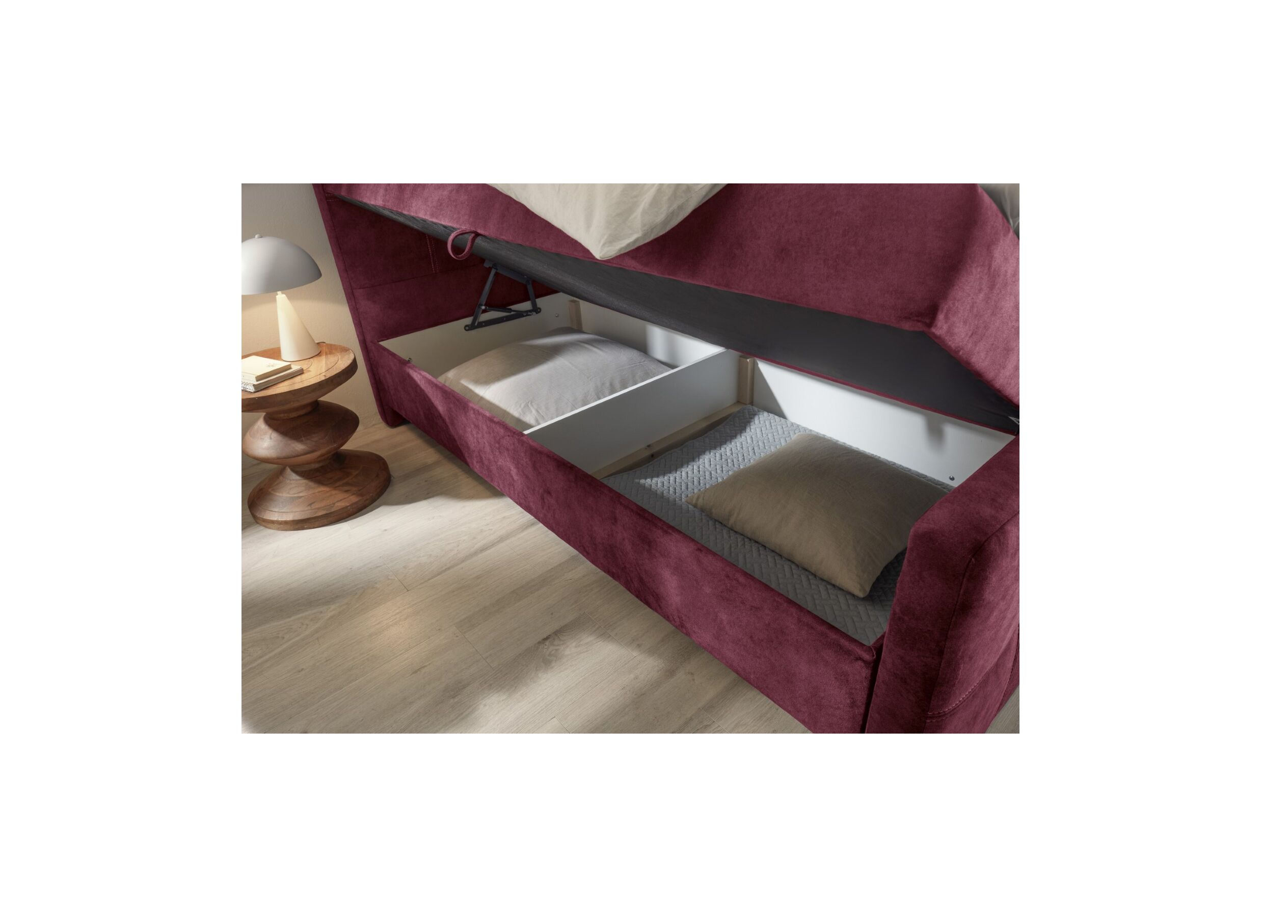 Foto ambiance - Lit box Valetta 180x200cm avec rangement tissu bordeaux