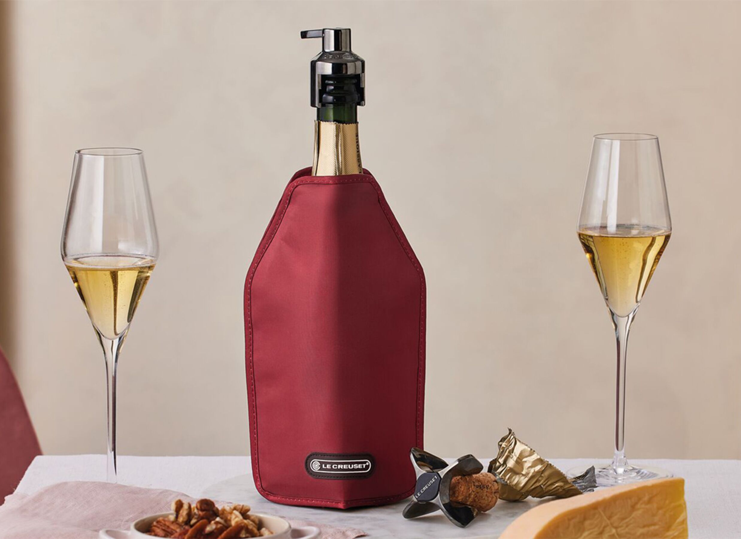 Sfeerfoto - Wijnkoeler Le Creuset Wa-126 23,5x15,5cm - nylon - burgundy