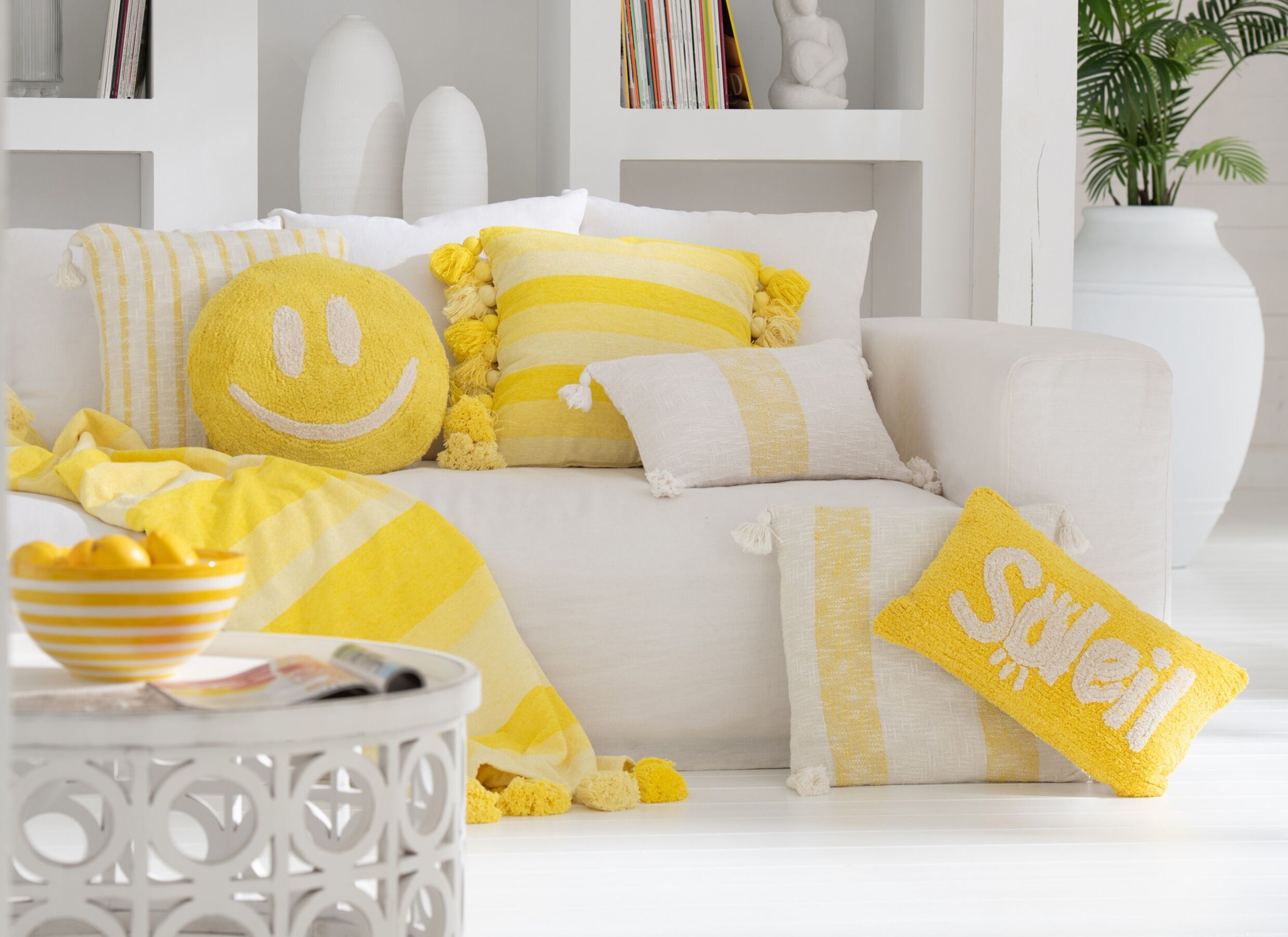 Sfeerfoto - Kussen Soleil 30x50cm - katoen - geel/wit
