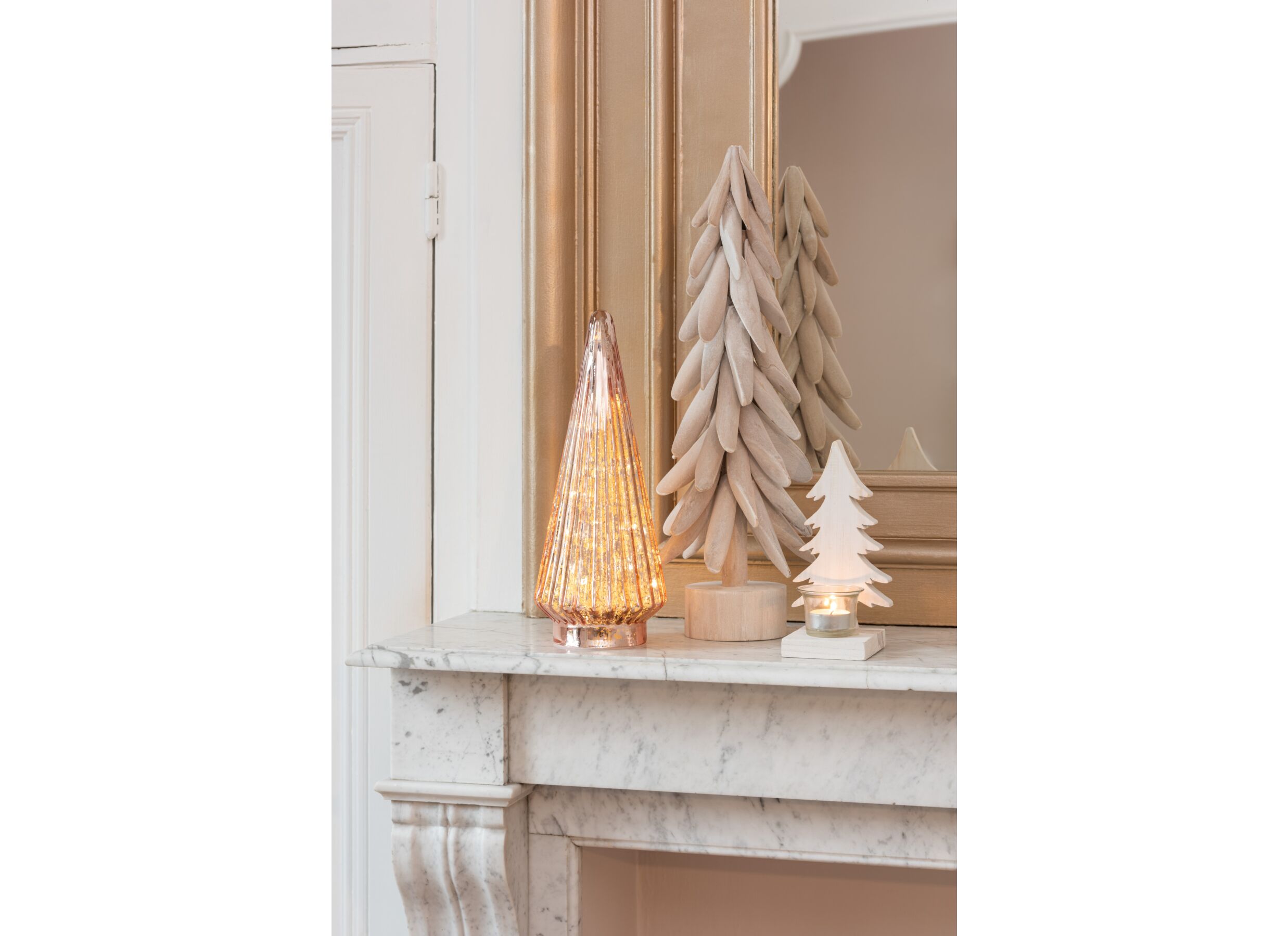 Sfeerfoto - Beeldje Kerstboom Led H24cm