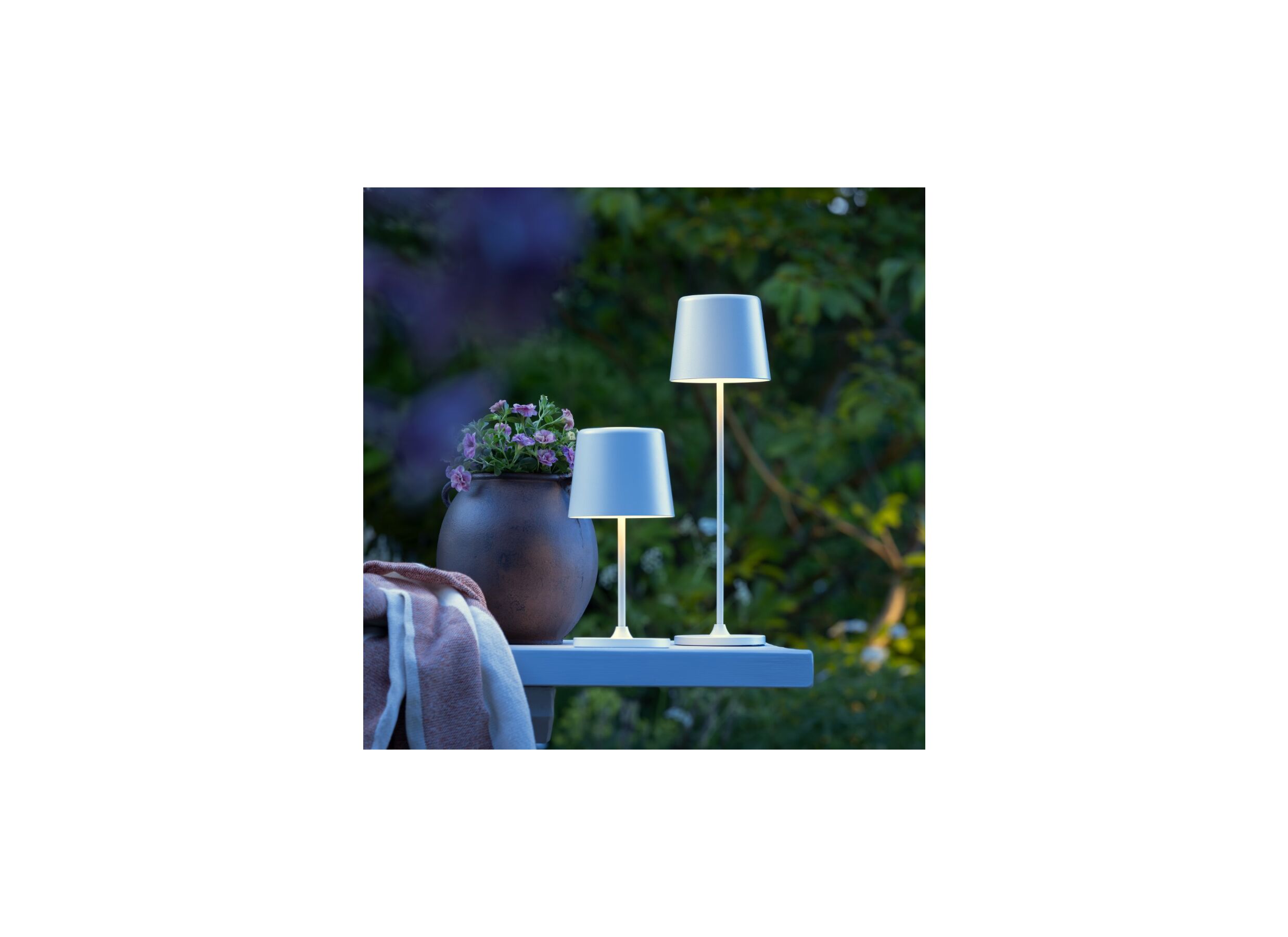 Foto ambiance - Lampe de table Kaami H37cm blanc