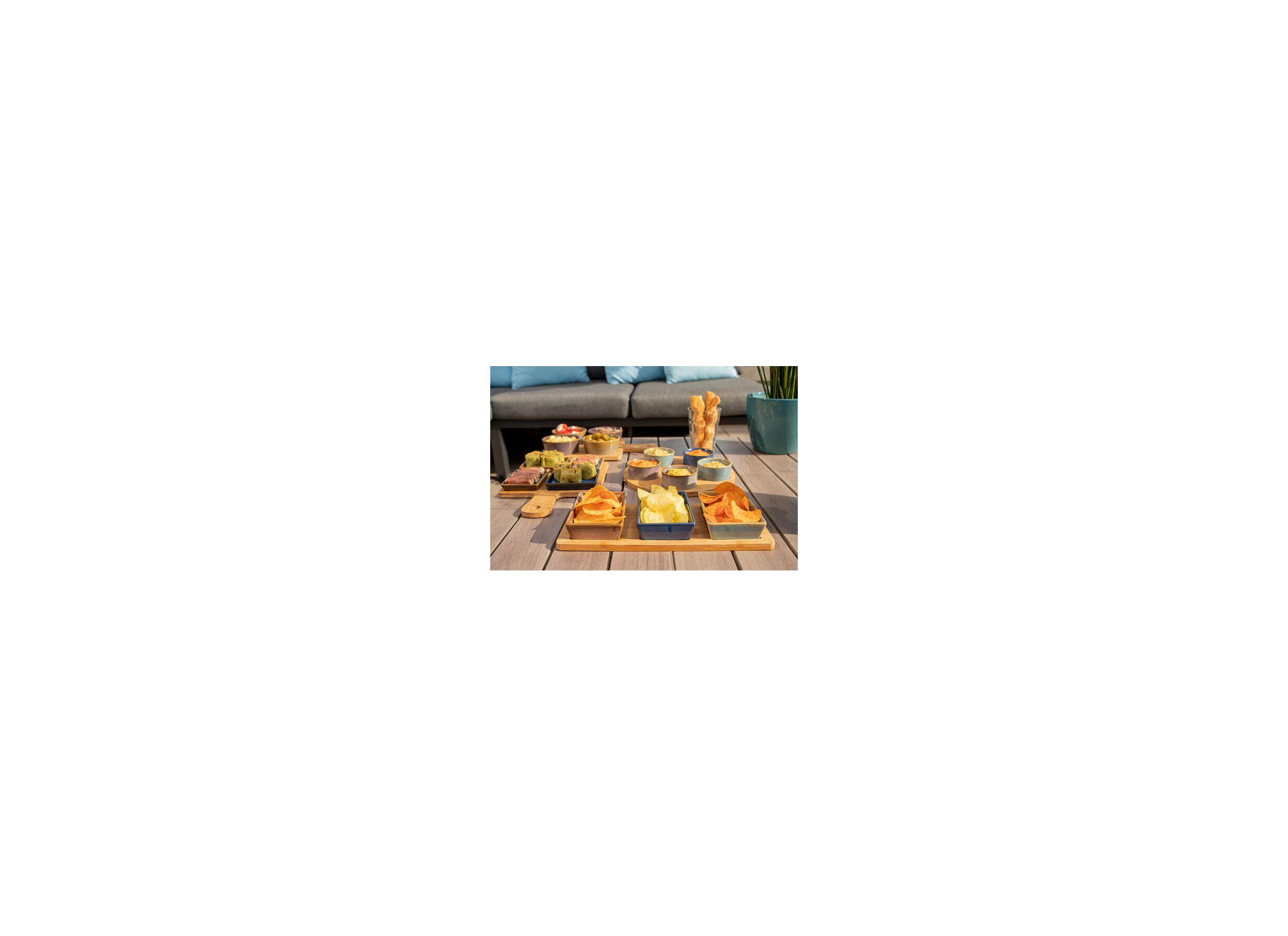 Sfeerfoto - Serveerplank met 3 cups 31x14,5cm