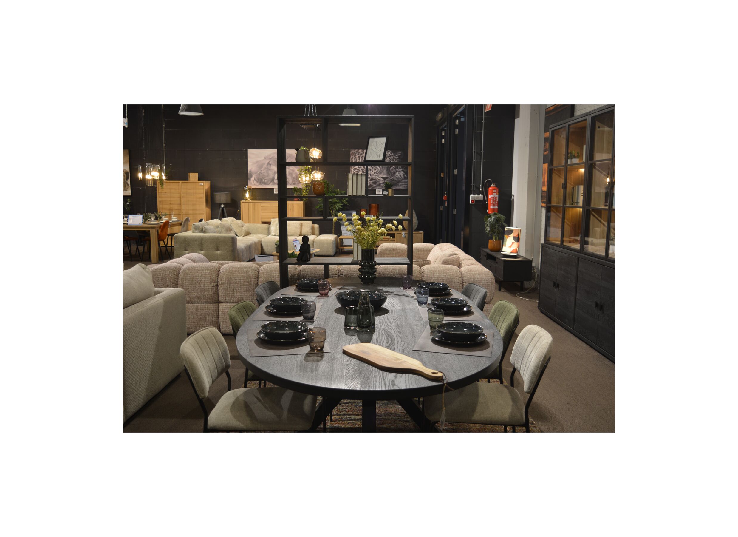 Table Mauri 200x115cm - chêne massif - noir