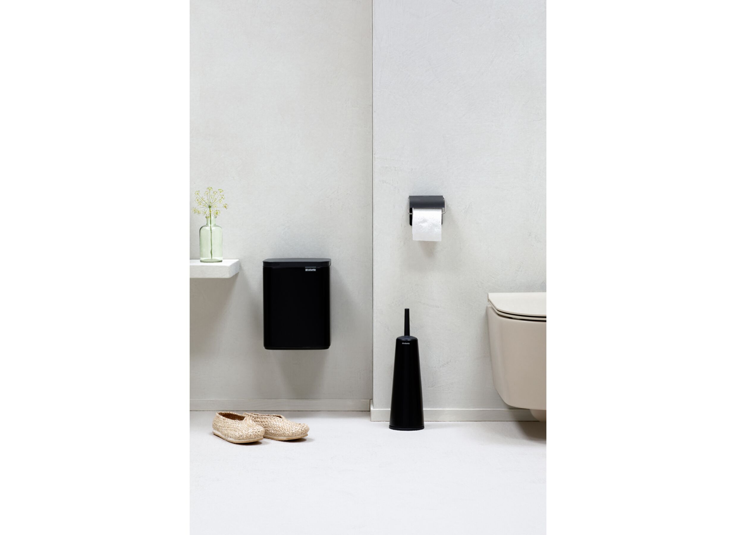 Foto ambiance - Poubelle Bo Brabantia 7L noir mat