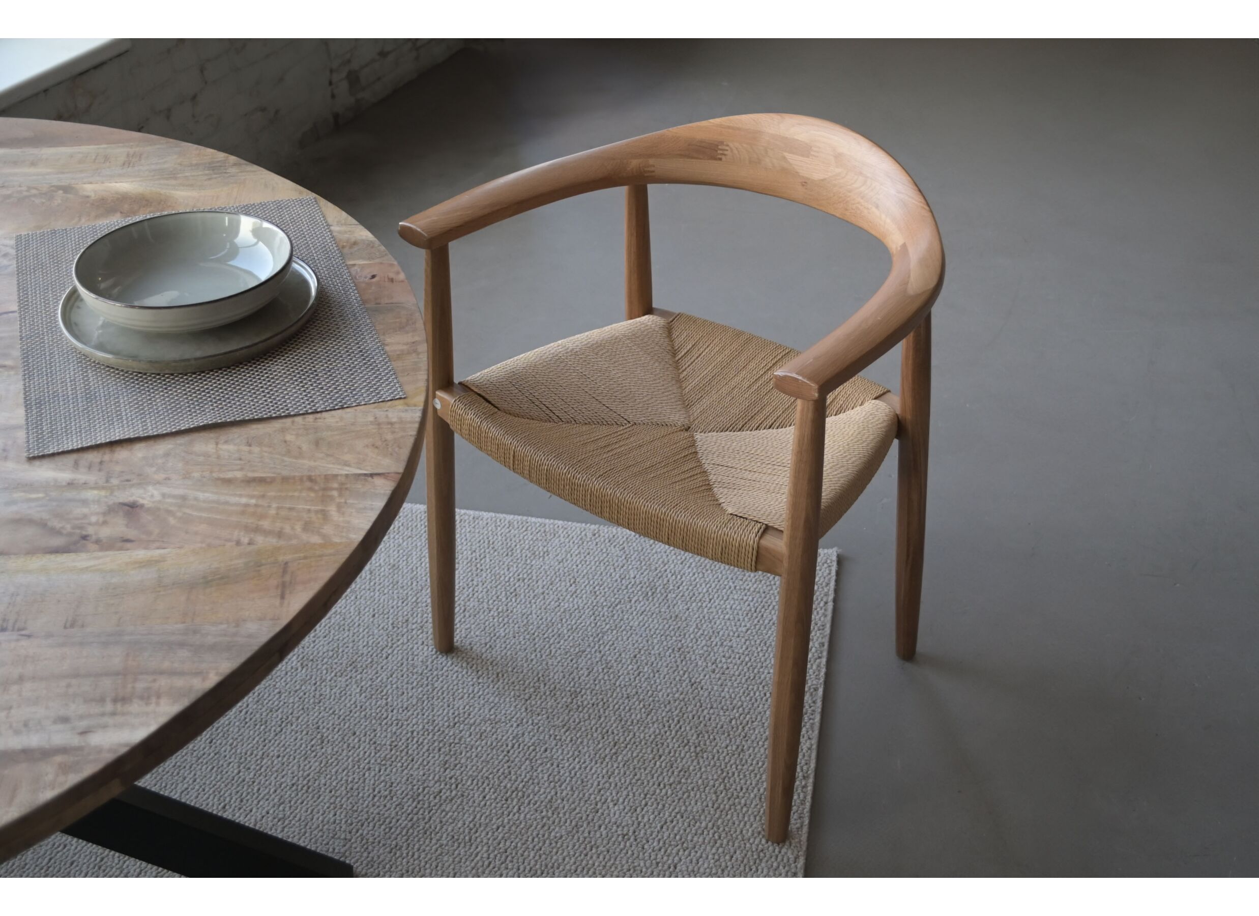 Foto ambiance - Chaise Harvey 56x52x76,5cm - chêne massif rotin - naturel
