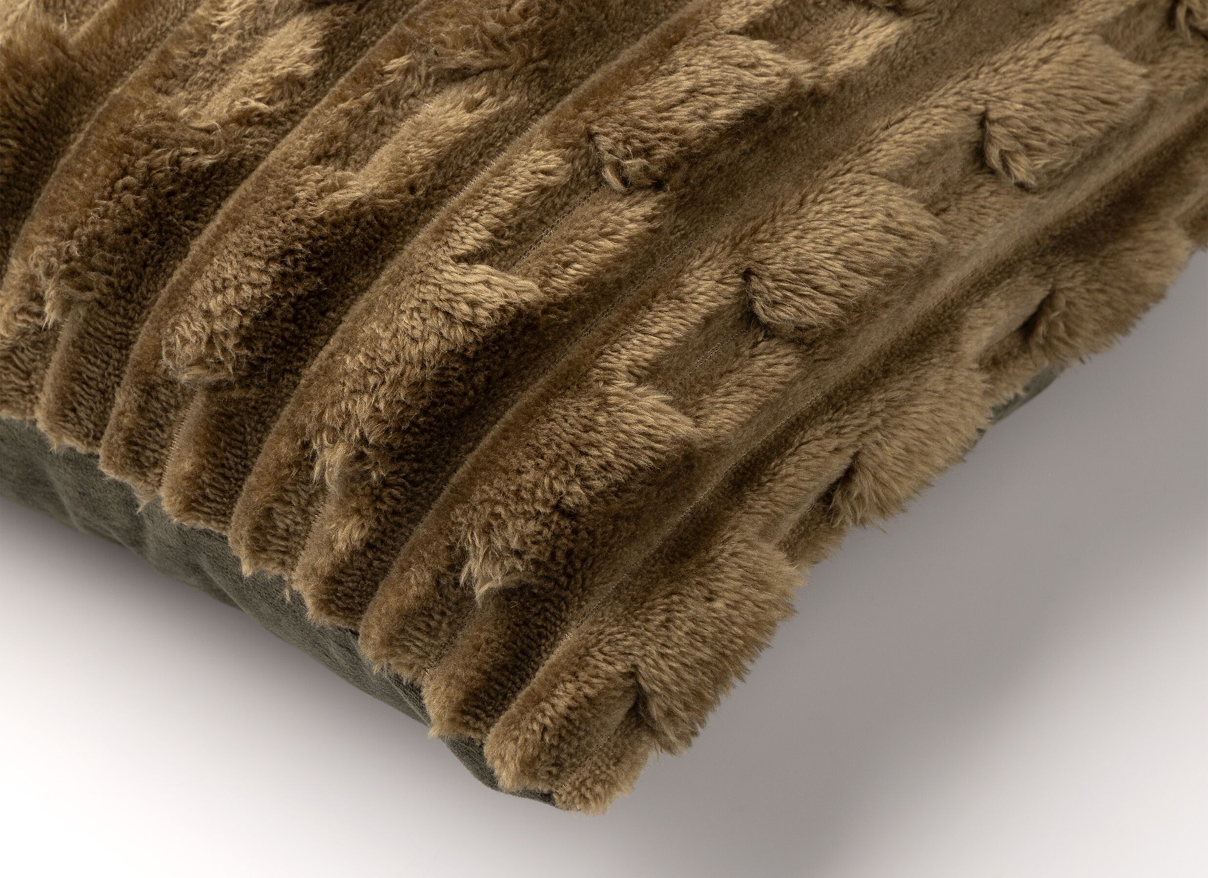 Detail - Coussin Luca 45x45cm - polyester recyclé - military olive