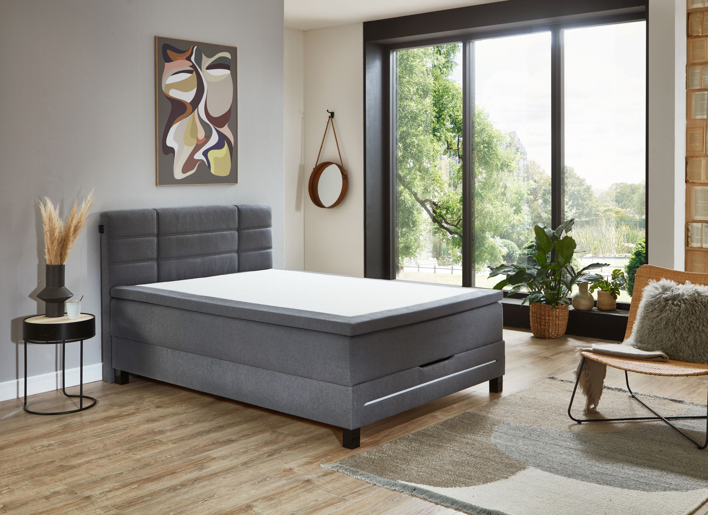 Sfeerfoto - Boxspring BX2260 140x200cm - stof - lichtgrijs met opbergruimte