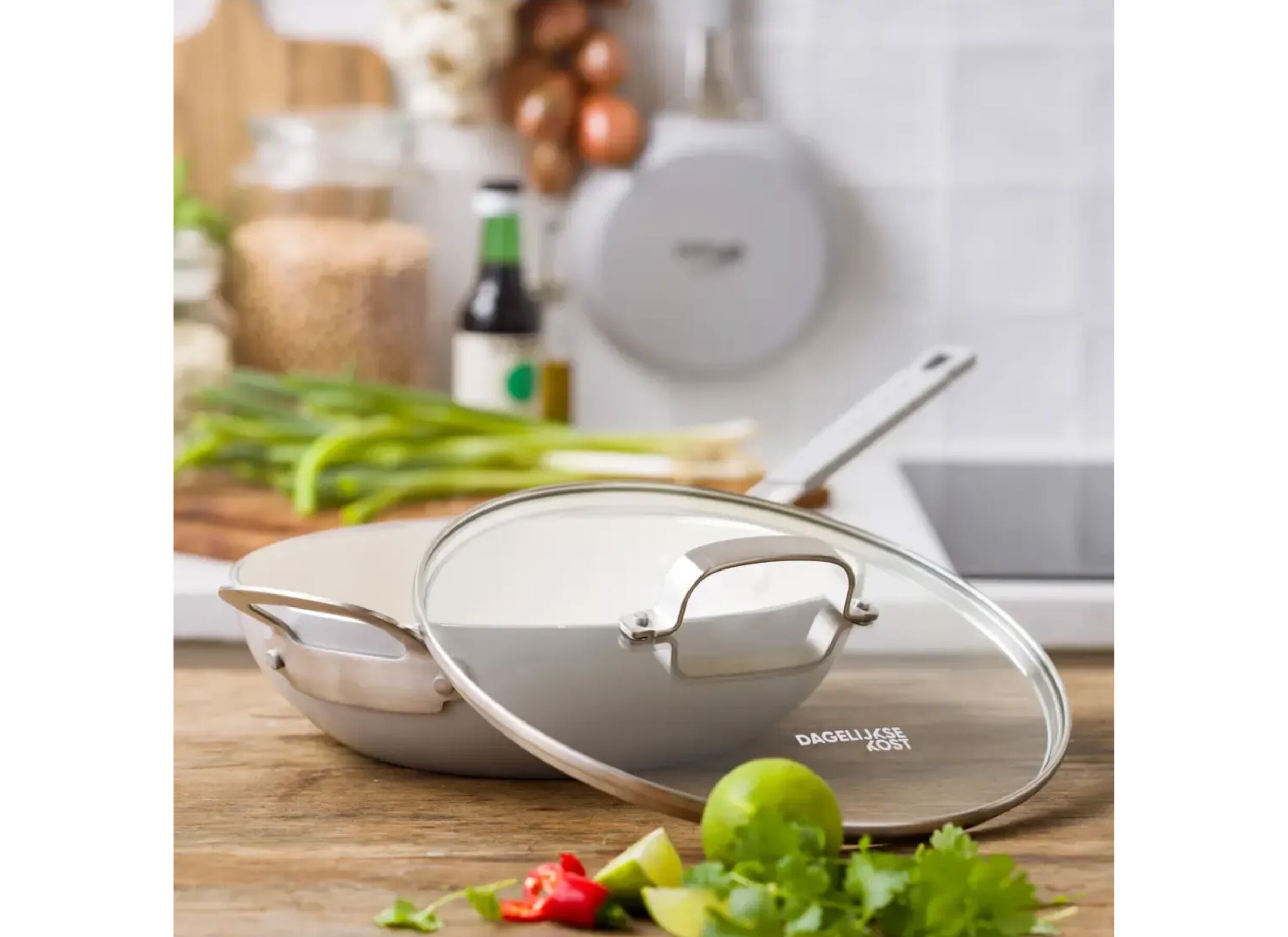 Foto ambiance - Wok Dagelijkse Kost Ø28cm - aluminium - beige & gris