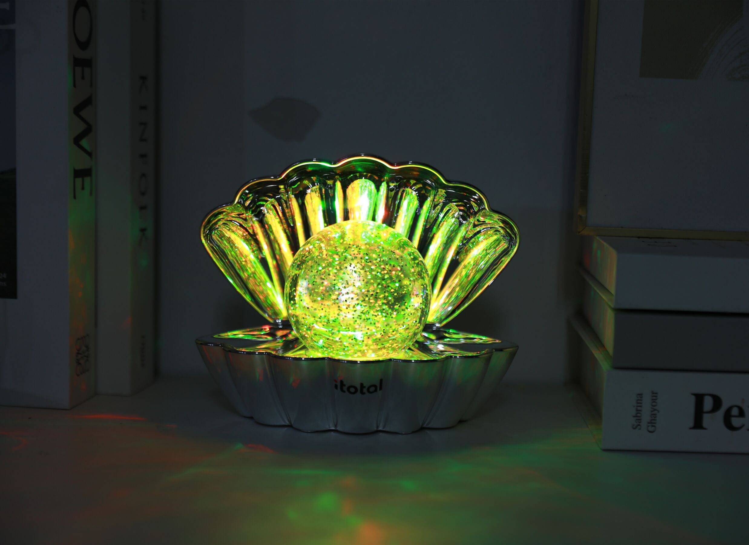 Overzichtsfoto - Tafellamp Shell kunststof - zilver
