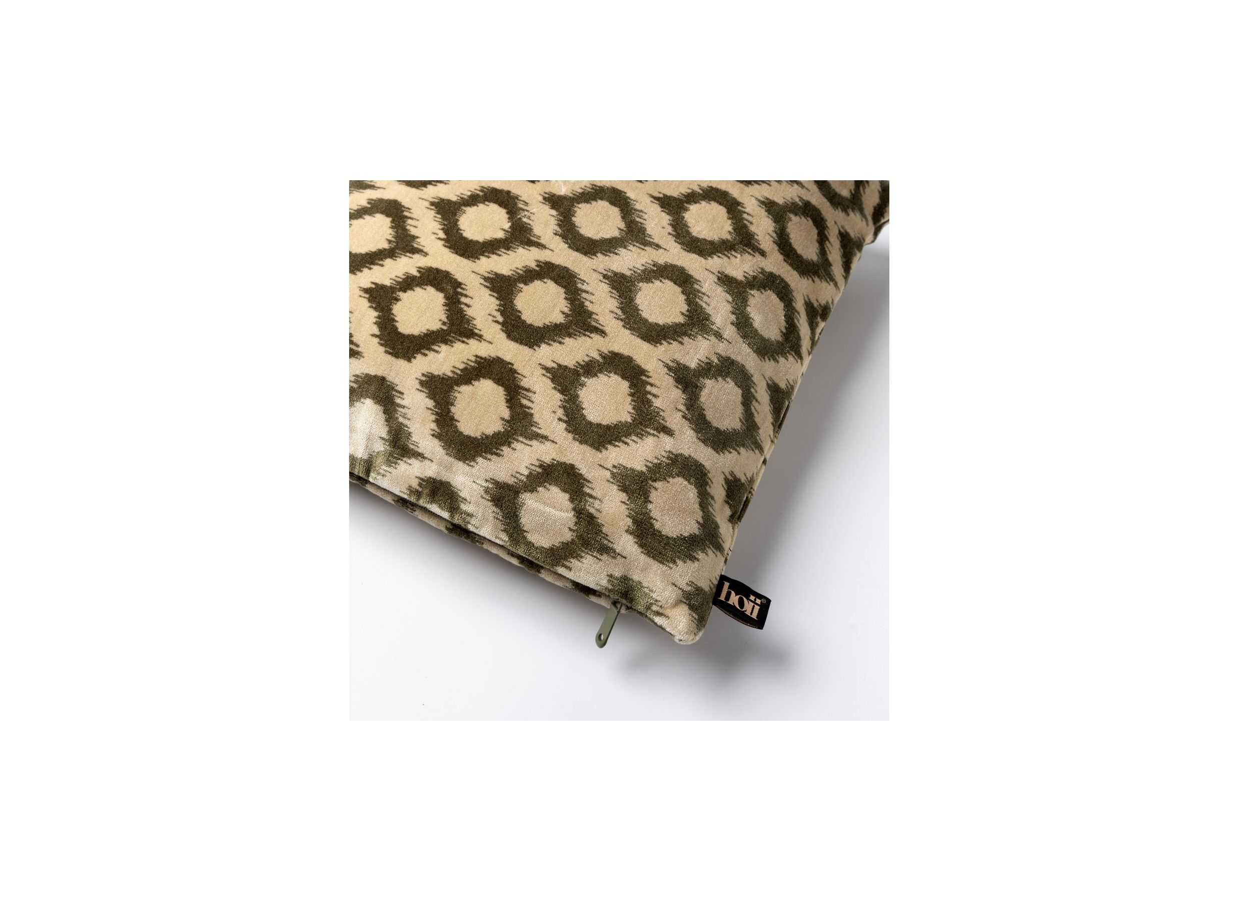 Detail - Coussin Leonardo 45x45cm - viscose - military olive