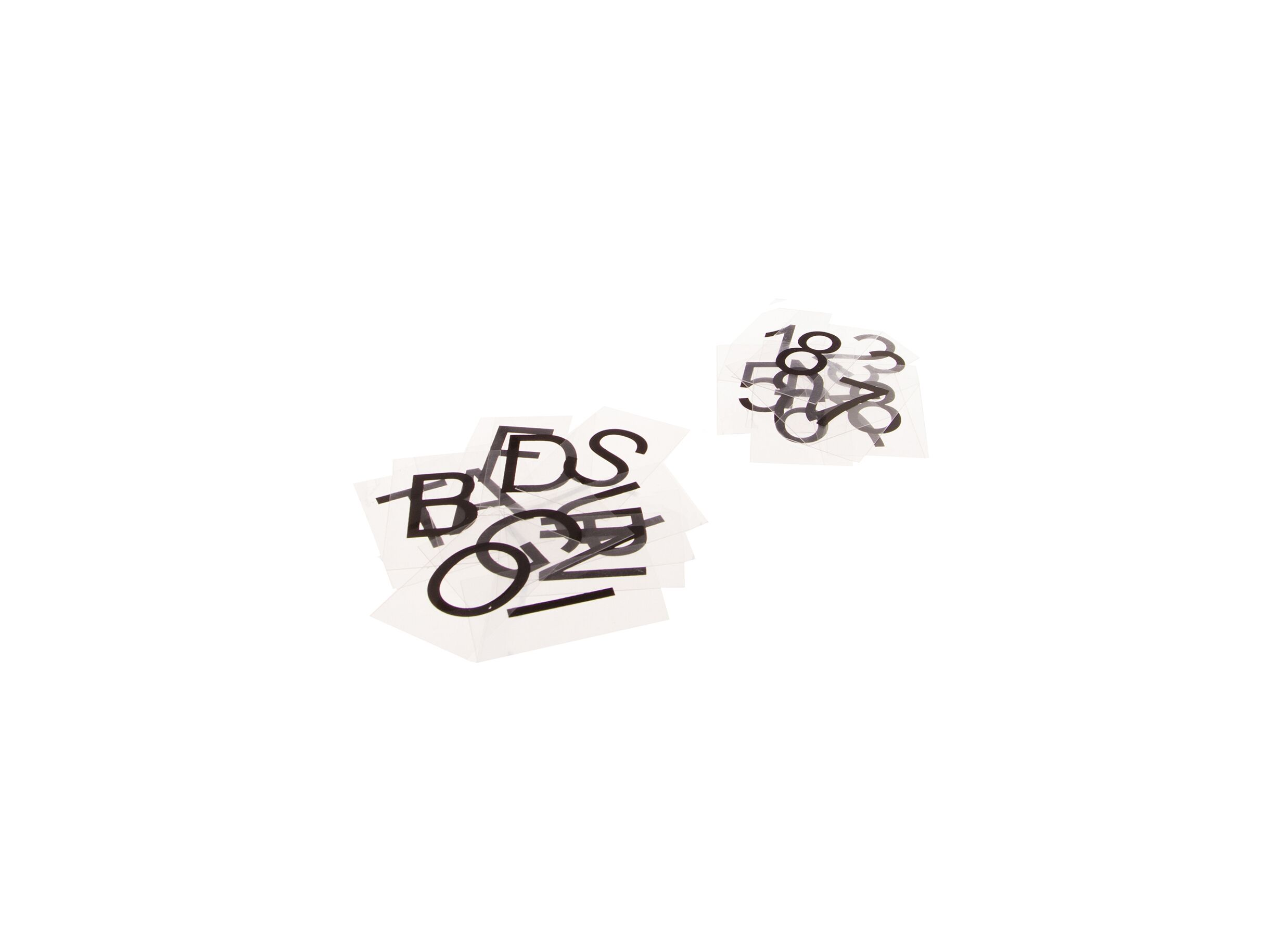  100 pièces 6 - Lettres, 100 pièces 6,5cm