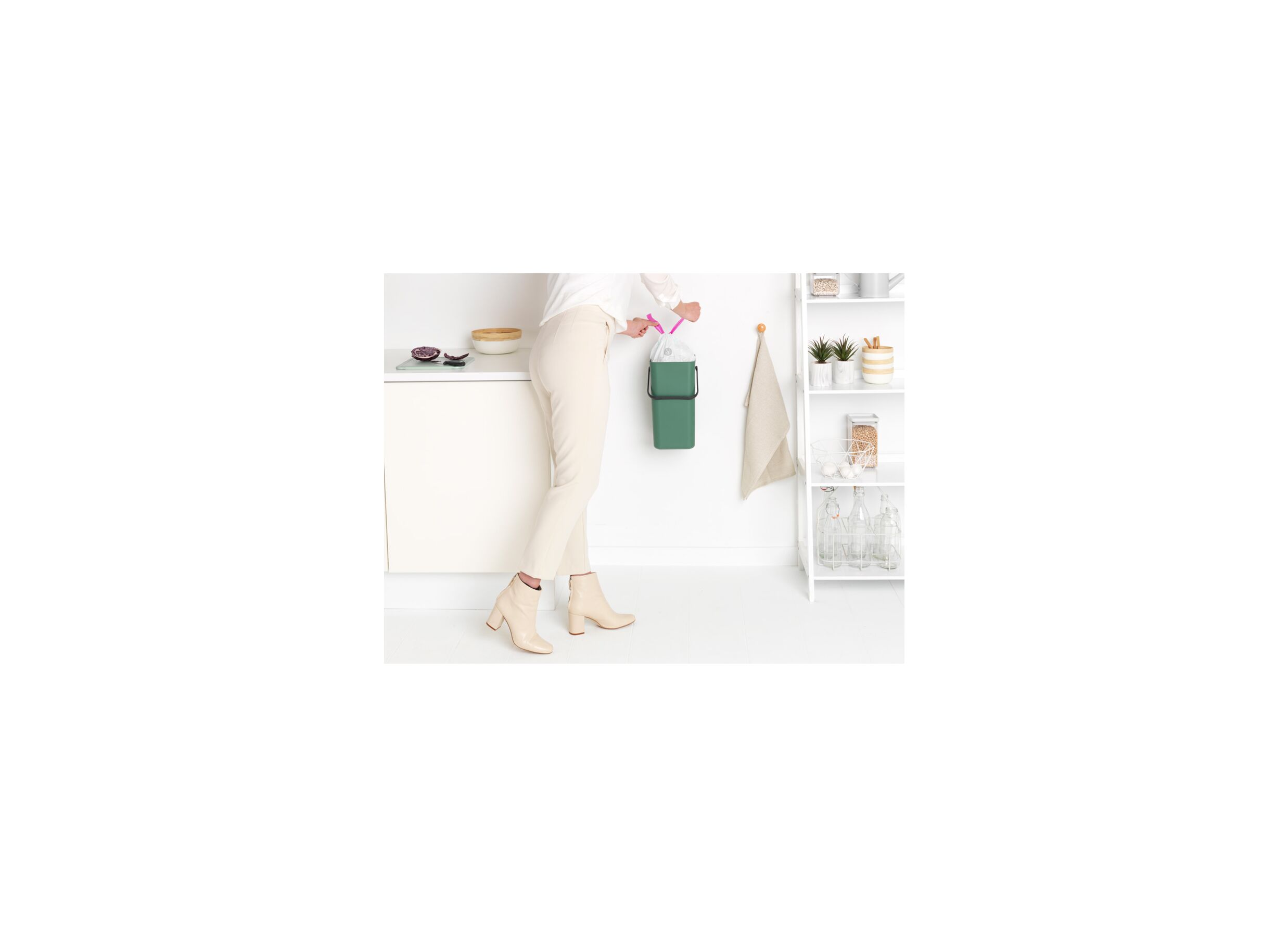 Foto ambiance - Poubelle Sort & Go Brabantia 12L vert