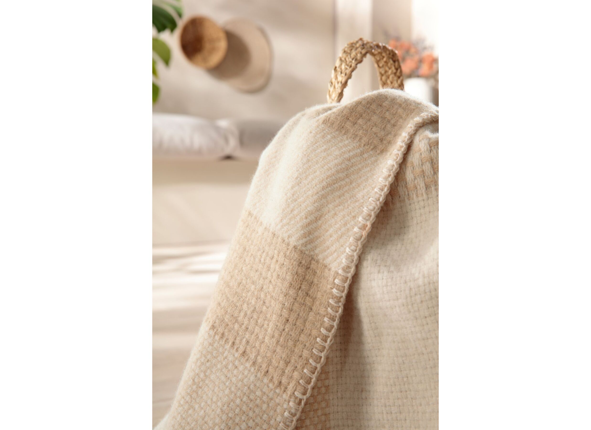 Sfeerfoto - Plaid Crossweft Beige 150x200cm - wol - beige