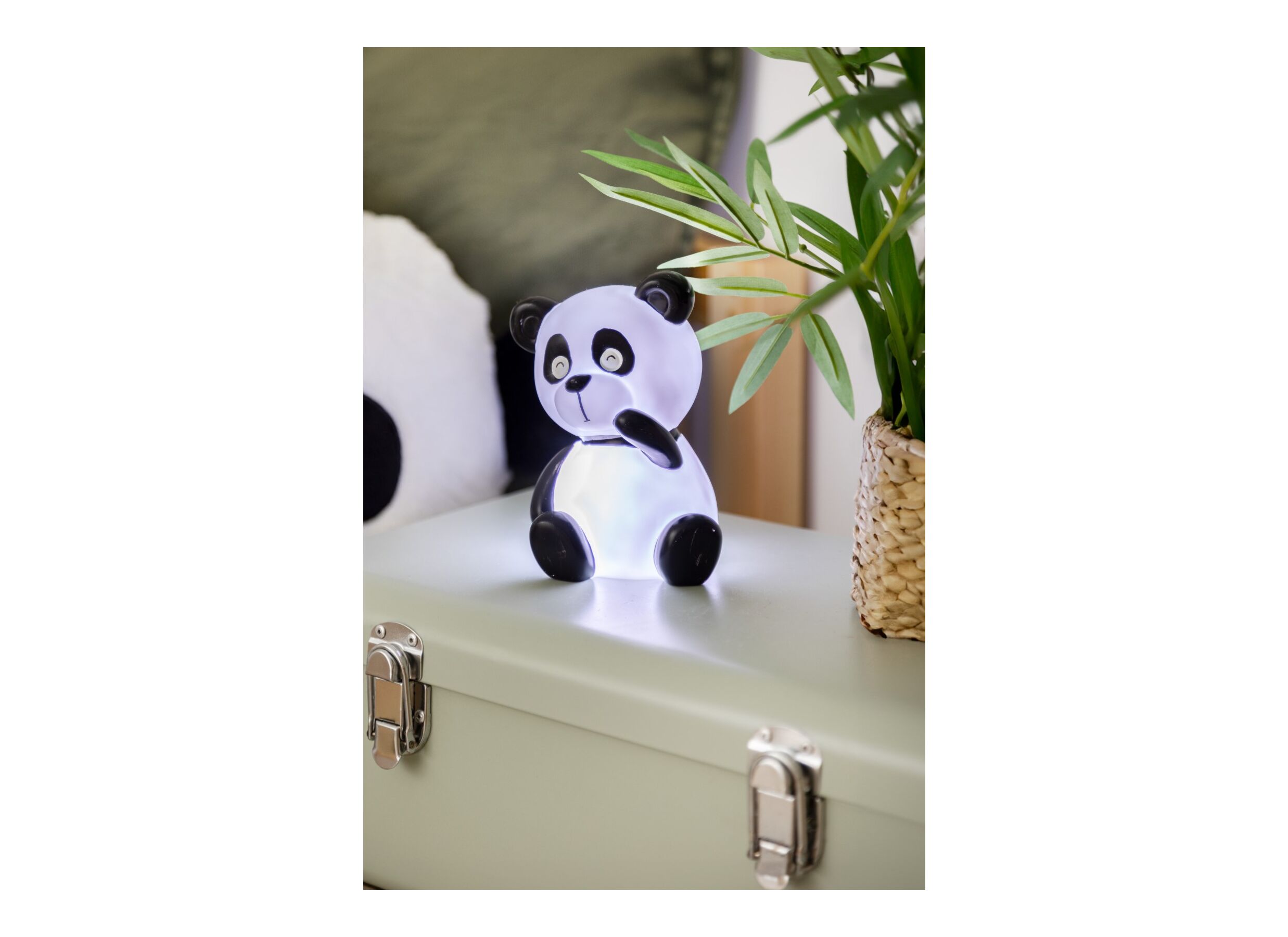 Foto ambiance - Veilleuse Panda H13,5cm - plastique - blanc/noir batterie incluse