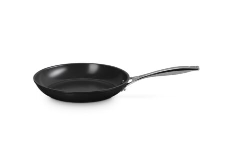 Braadpan Le Creuset Essential Ø26cm - aluminium - zwart