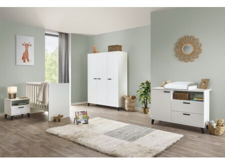 Babykamer Evy 1 met 3-deurs kast