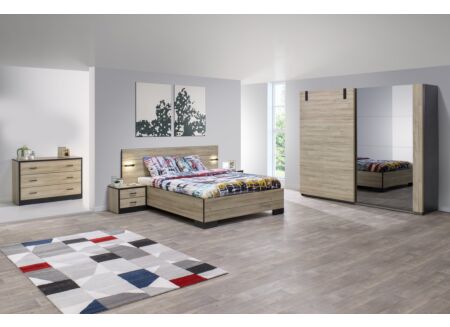 Slaapkamer met bed 180x200cm - kleerkast 245cm